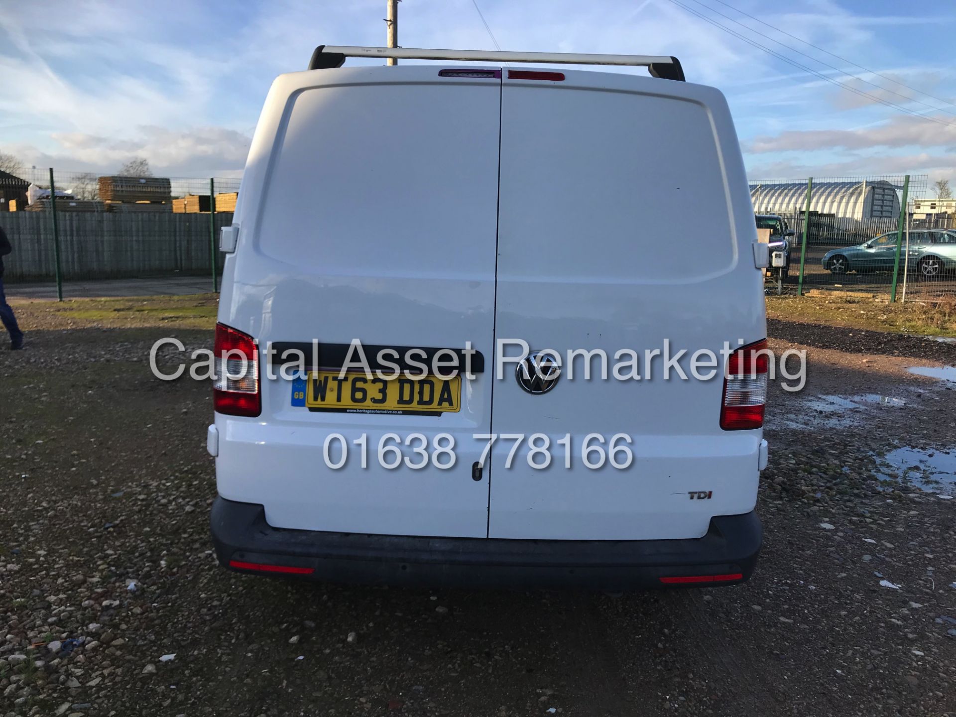 ON SALE VOLKSWAGEN TRANSPORTER 2.0TDI "140BHP-6 SPEED" 1 OWNER FSH (2014 YEAR) AIR CON - ELEC PACK - Image 4 of 14