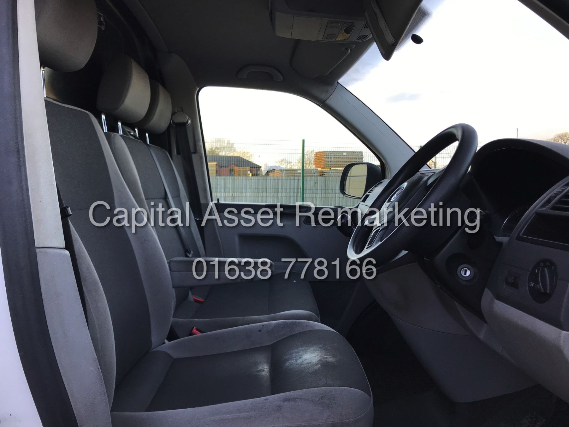 ON SALE VOLKSWAGEN TRANSPORTER 2.0TDI "140BHP-6 SPEED" 1 OWNER FSH (2014 YEAR) AIR CON - ELEC PACK - Image 8 of 14