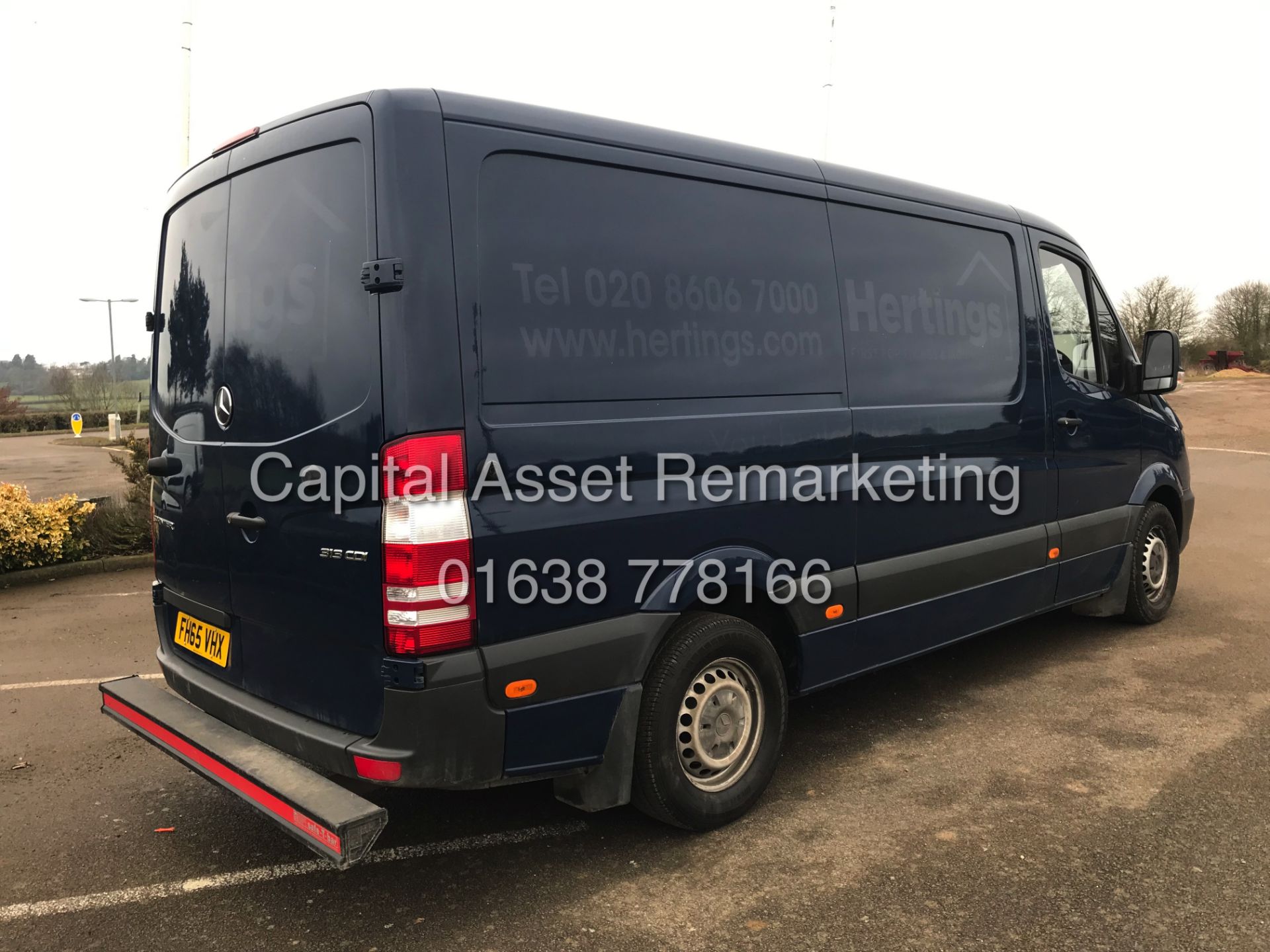 ON SALE MERCEDES SPRINTER 313CDI "130BHP - 6 SPEED" 1 OWNER (2016 MODEL)AIR CON - SAT NAV - CAMPER? - Image 8 of 15