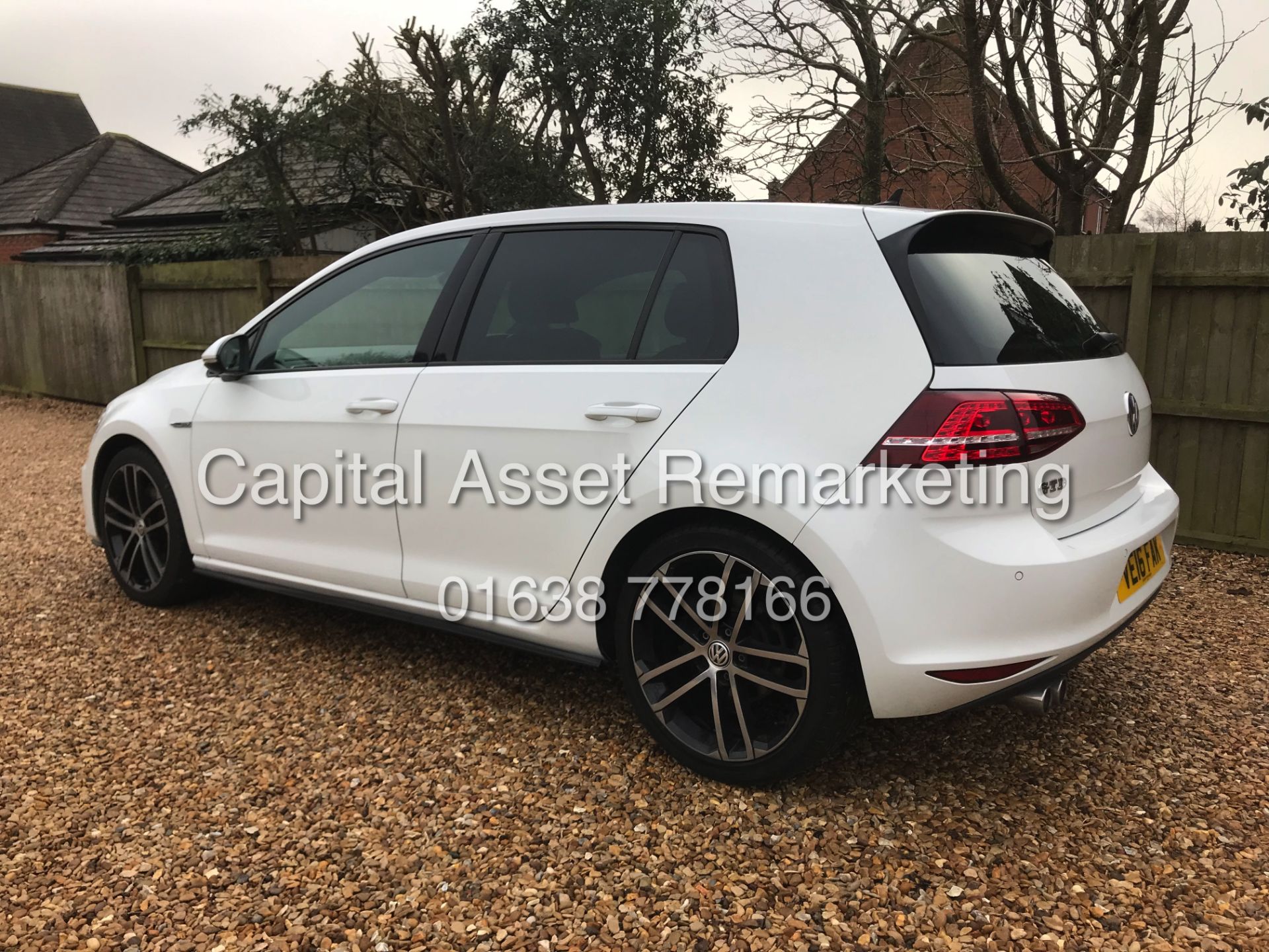 VOLKSWAGEN GOLF *GTD EDITON* 5 DOOR (2016) '2.0 TDI - 184 BHP - AUTO / DSG' (1 OWNER) **HUGE SPEC** - Image 7 of 21