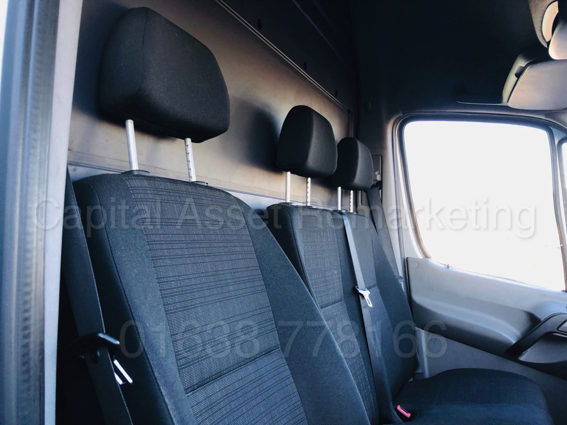 (ON SALE) MERCEDES-BENZ SPRINTER 313 CDI *MWB HI-ROOF* (2015 - NEW MODEL) '130 BHP' **LOW MILES** - Image 16 of 27