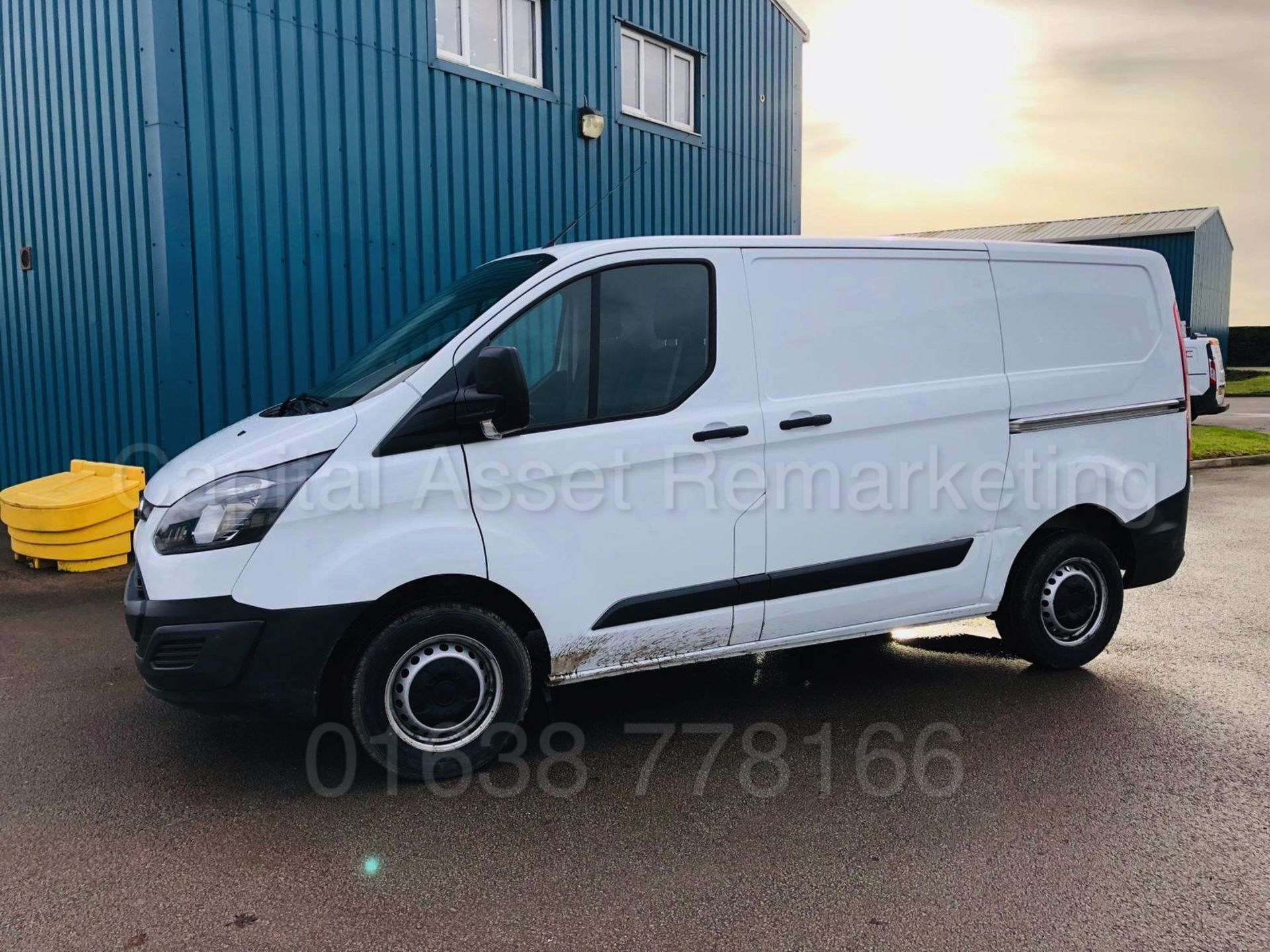 (On Sale) FORD TRANSIT CUSTOM 270 ECO-TECH *PANEL VAN* (65 REG) '2.2 TDCI - 6 SPEED' **LOW MILES** - Image 2 of 26