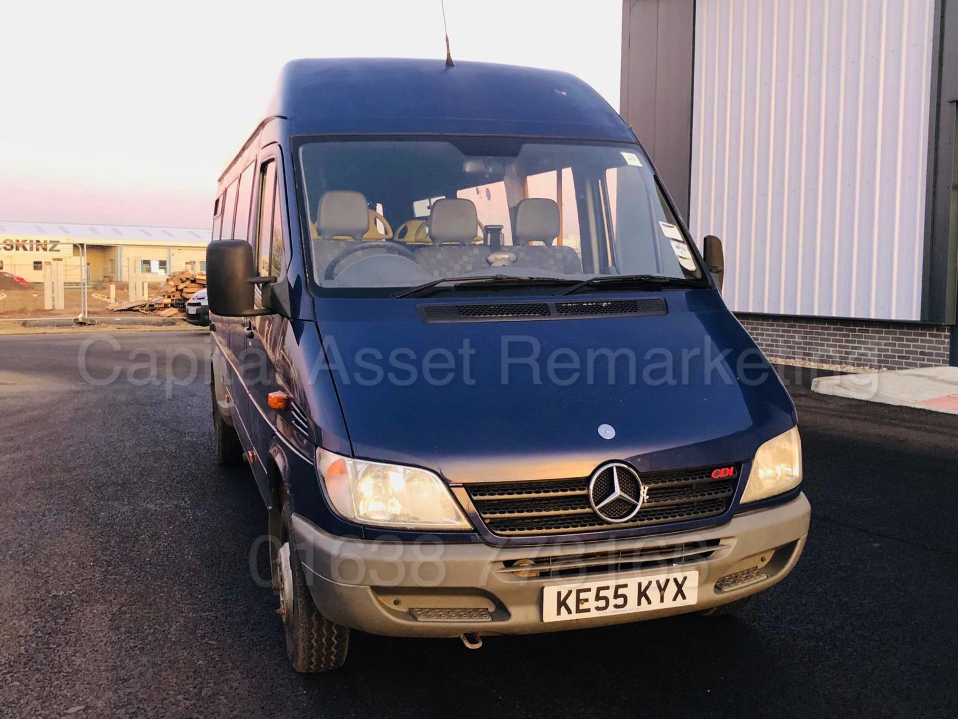 MERCEDES SPRINTER 411 CDI *LWB - 16 SEATER MINI-BUS* (2006) 'QUICK RELEASE SEATS - WHEEL CHAIR LIFT* - Image 2 of 24