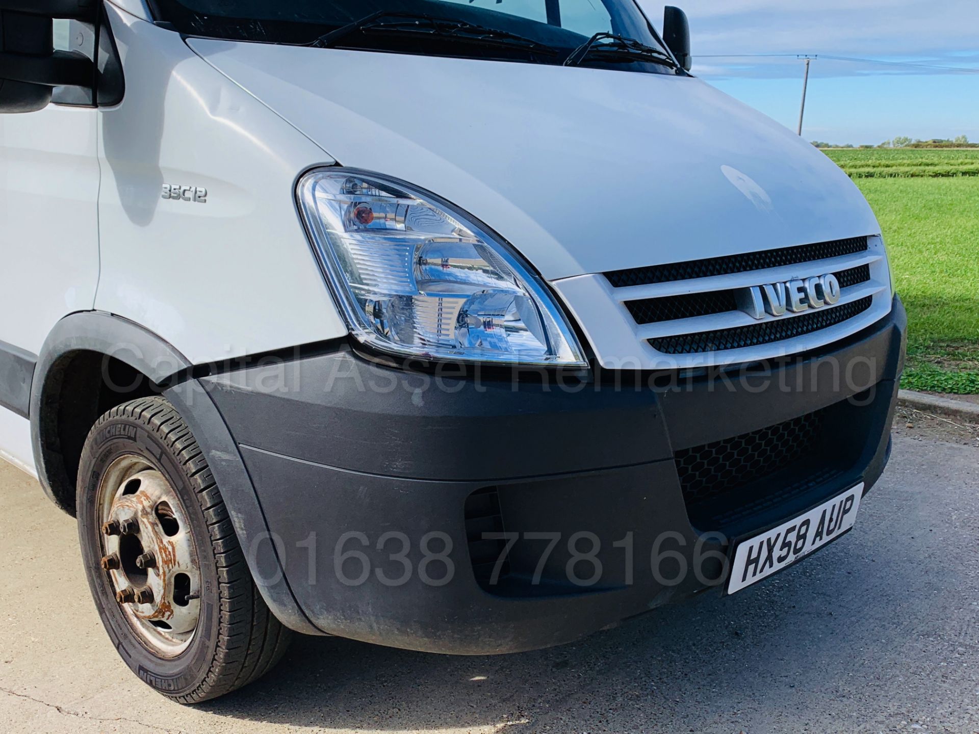 IVECO DAILY 35C12 *D/CAB - TIPPER* (2009 MODEL) '2.3 DIESEL - 115 BHP - 5 SPEED' *LOW MILES* - Image 13 of 29