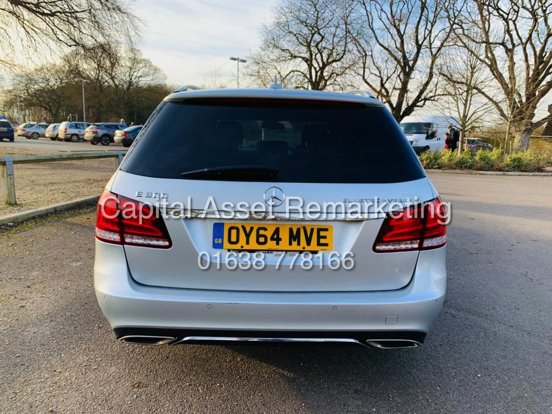 (ON SALE) MERCEDES E300d "HYBRID - SPECIAL EQUIPMENT" ESTATE (2015 MODEL) 1 OWNER - SAT NAV -LEATHER - Image 11 of 31