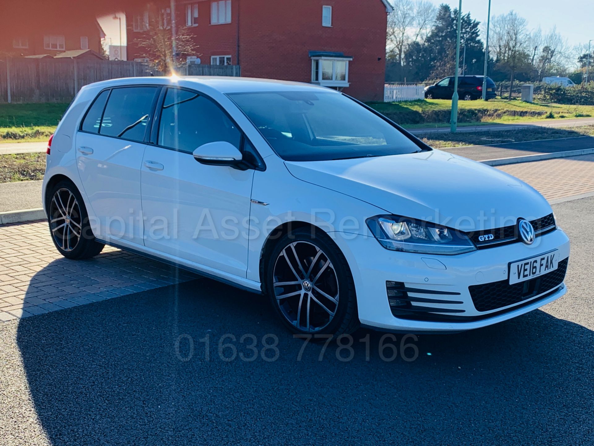 VOLKSWAGEN GOLF *GTD EDITON* 5 DOOR (2016) '2.0 TDI - 184 BHP - AUTO / DSG' (1 OWNER) **HUGE SPEC** - Image 2 of 58