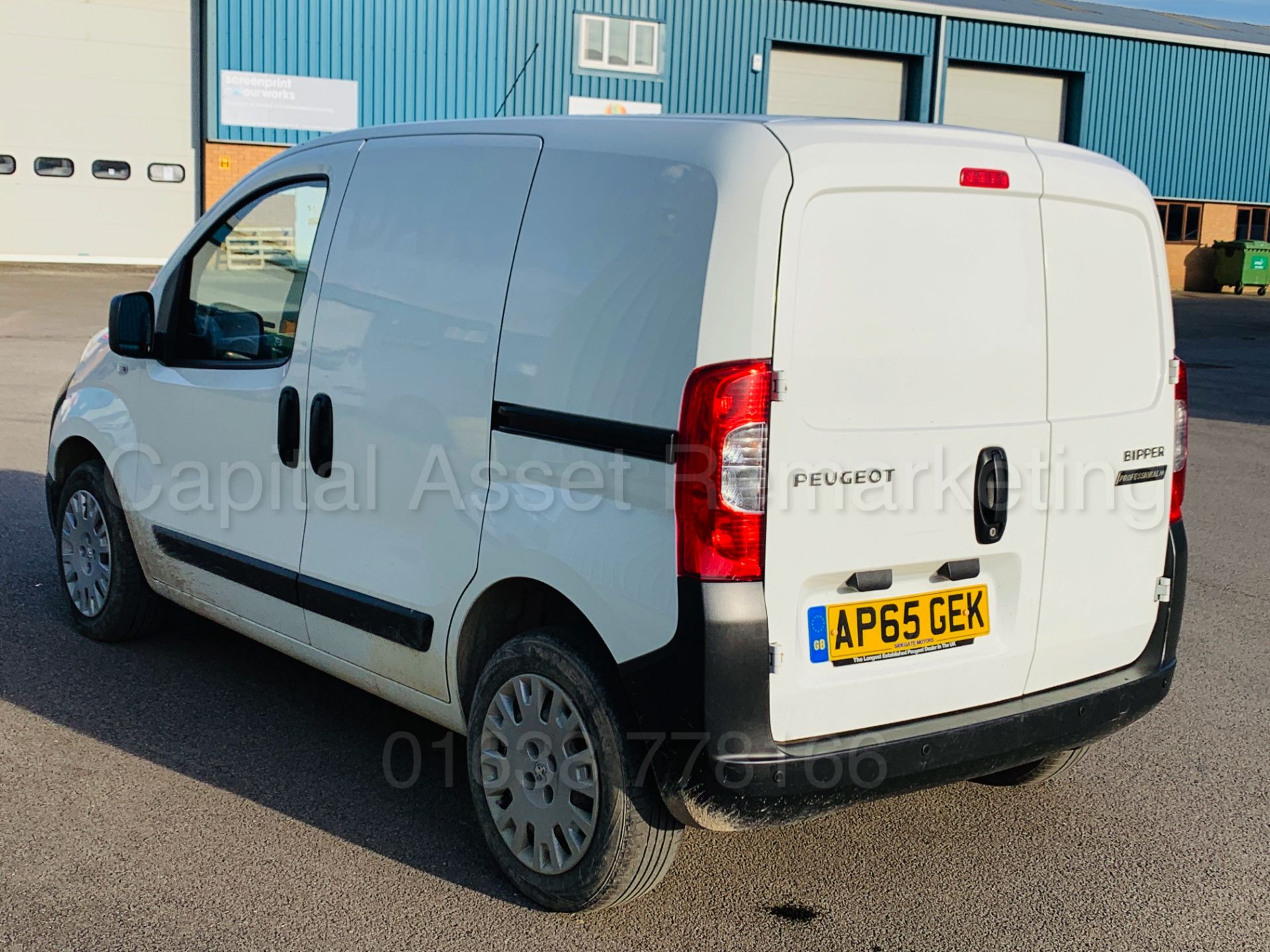 PEUGEOT BIPPER *PROFESSIONAL* LCV - PANEL VAN (2016 MODEL) 'HDI - 5 SPEED' (1 COMPANY ONWER) *A/C* - Image 7 of 36