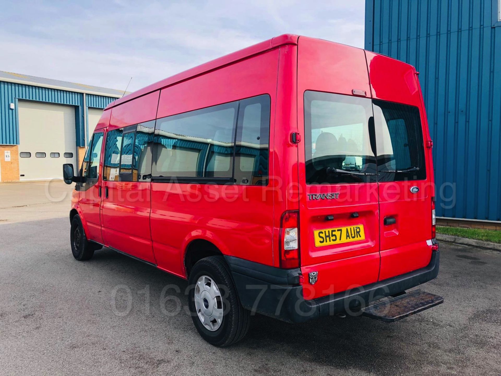 FORD TRANSIT *LWB - 15 SEATER MINI-BUS* (2008 MODEL) '2.4 TDCI - 100 BHP - 5 SPEED' - Bild 6 aus 31