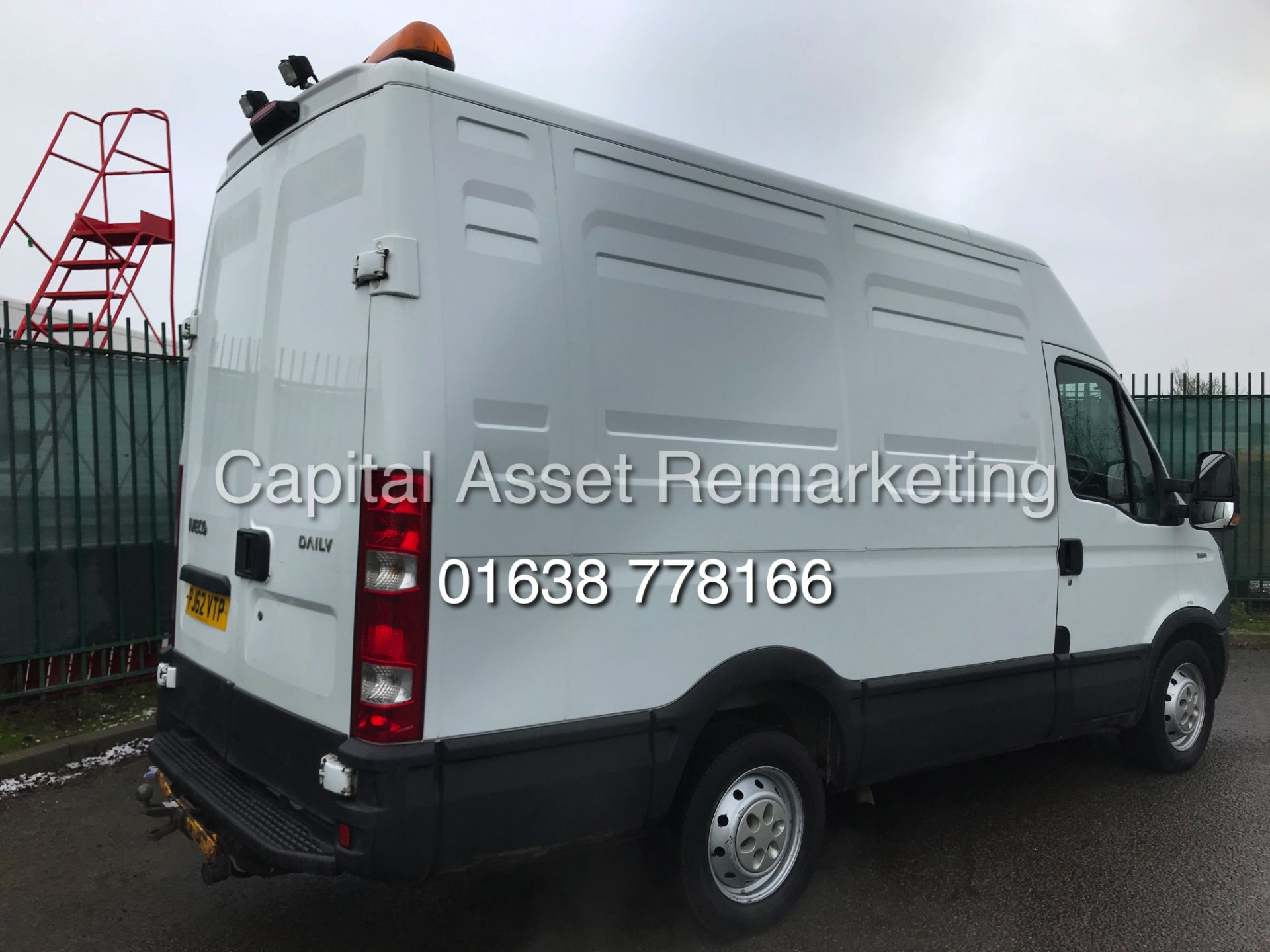 IVECO DAILY 2.3TD 35S11 (2013 REG) ONLY 1 OWNER **IDEAL FOR CAMPER / MOTO-X CONVERSION** - Image 5 of 11
