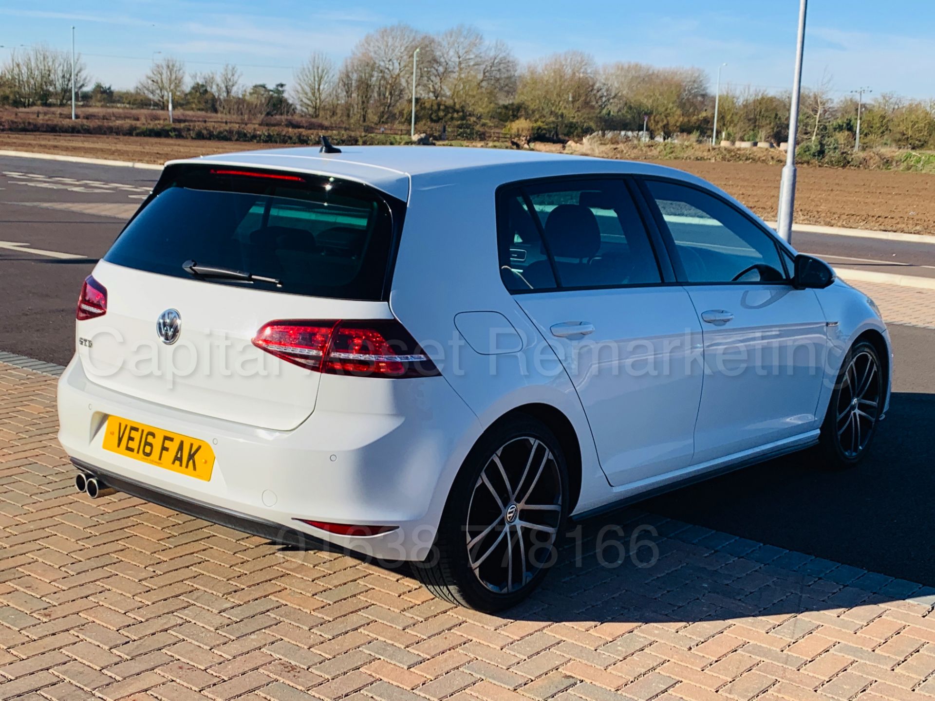 VOLKSWAGEN GOLF *GTD EDITON* 5 DOOR (2016) '2.0 TDI - 184 BHP - AUTO / DSG' (1 OWNER) **HUGE SPEC** - Image 11 of 58