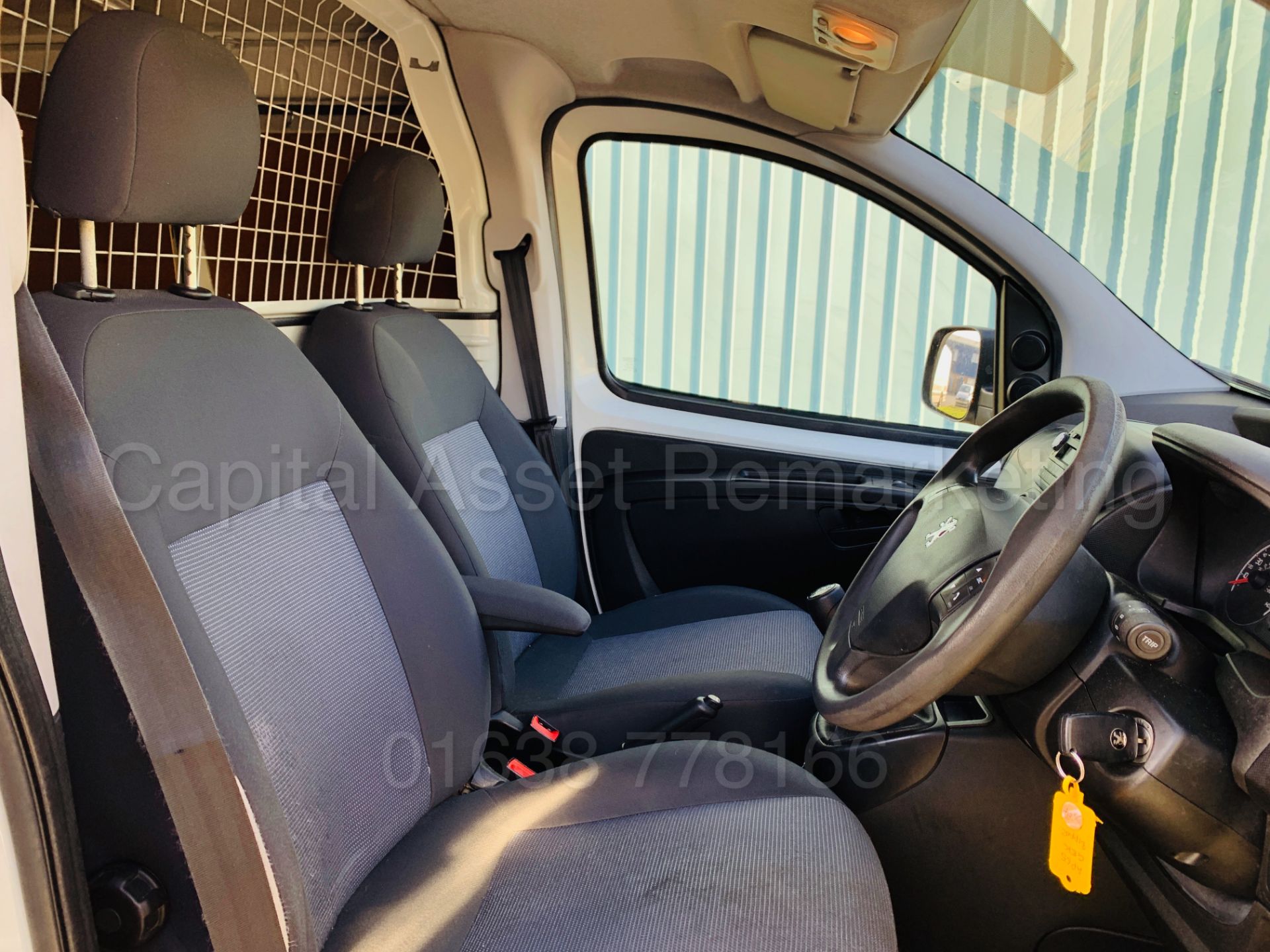 PEUGEOT BIPPER *PROFESSIONAL* LCV - PANEL VAN (2016 MODEL) 'HDI - 5 SPEED' (1 COMPANY ONWER) *A/C* - Bild 24 aus 36