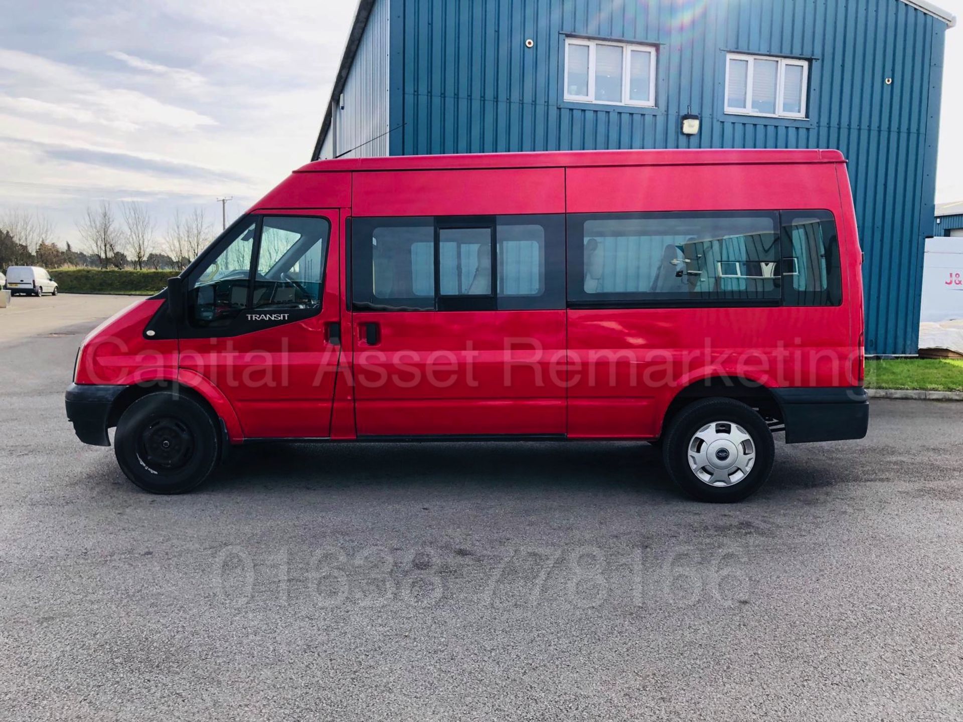 FORD TRANSIT *LWB - 15 SEATER MINI-BUS* (2008 MODEL) '2.4 TDCI - 100 BHP - 5 SPEED' - Bild 5 aus 31