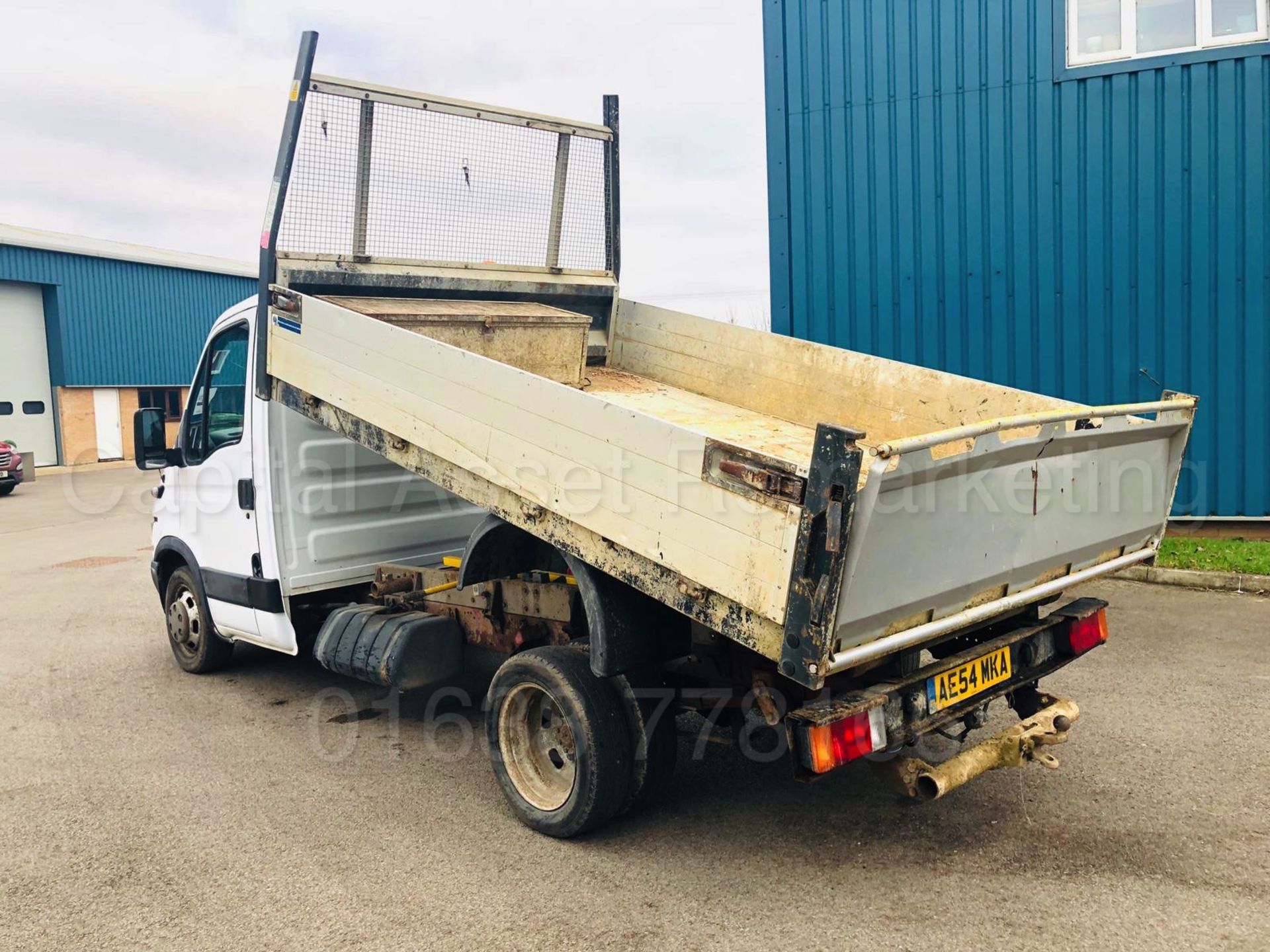 IVECO DAILY 35C12 *LCV - TIPPER TRUCK* (2005) '2.3 DIESEL - 115 BHP - 5 SPEED' **3500 KG** (NO VAT) - Image 6 of 17