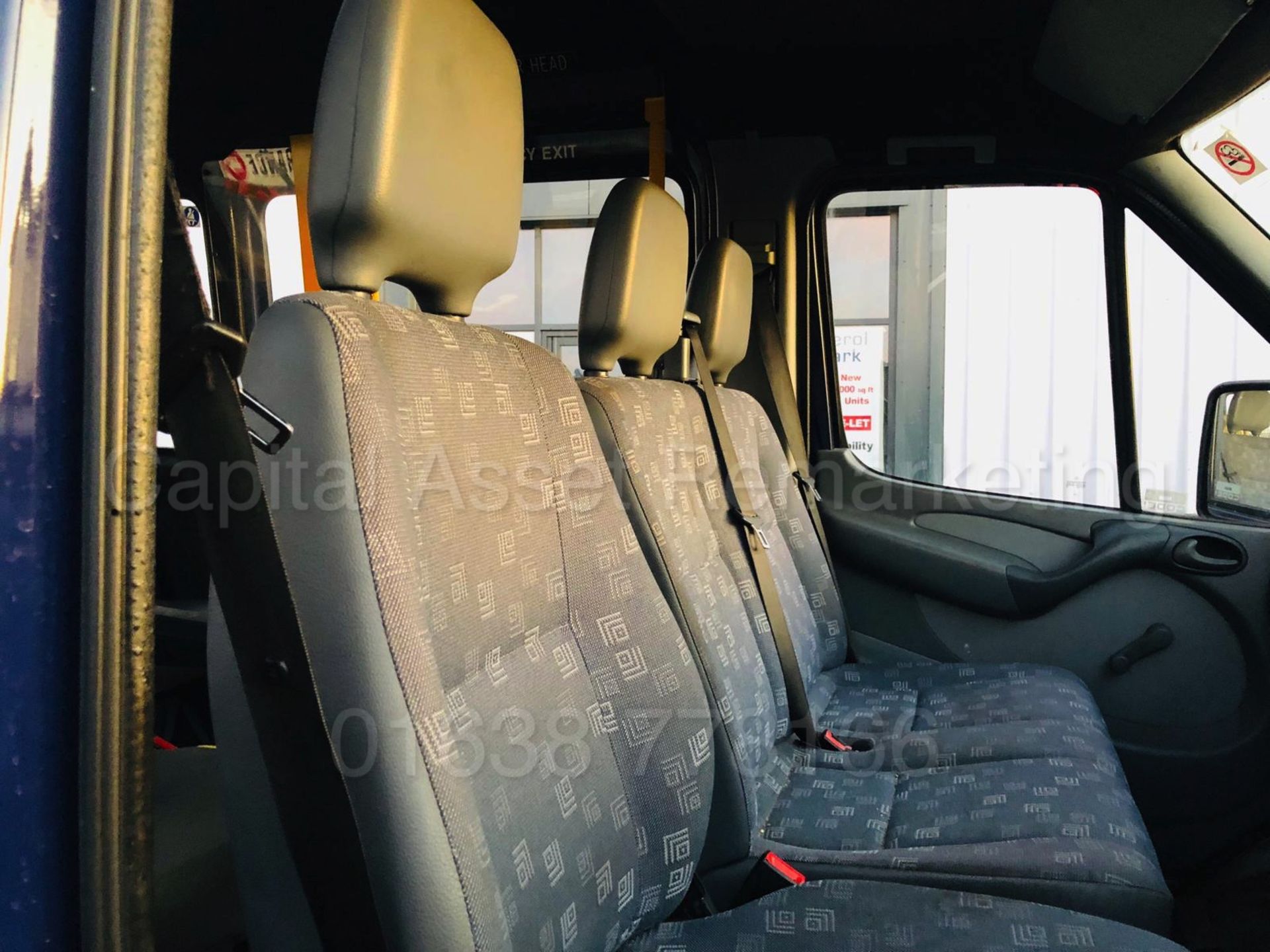 MERCEDES SPRINTER 411 CDI *LWB - 16 SEATER MINI-BUS* (2006) 'QUICK RELEASE SEATS - WHEEL CHAIR LIFT* - Image 22 of 24