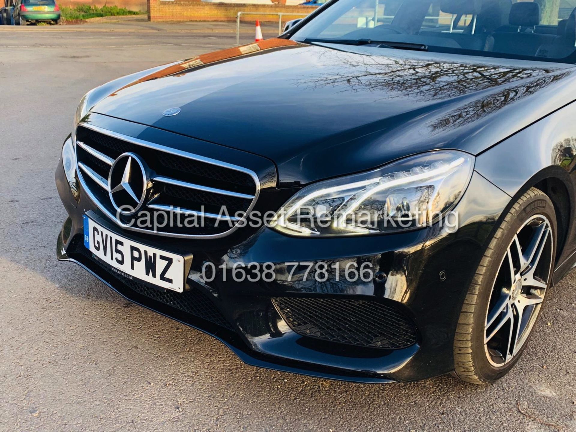 (On Sale) MERCEDES E220D 7G TRONIC "AMG PREMIUM- NIGHT EDITION" MASSIVE SPEC (2015) SAT NAV-PAN ROOF - Bild 4 aus 41