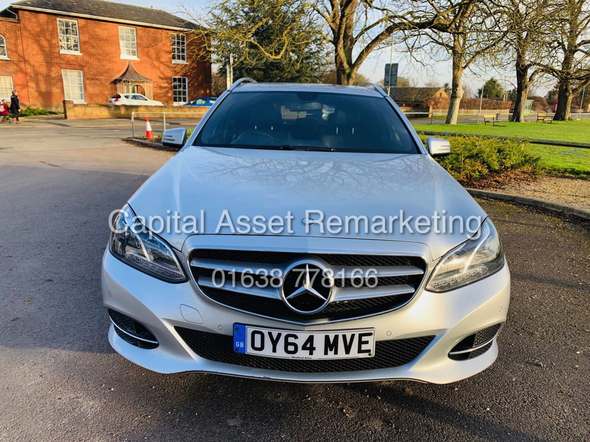 (ON SALE) MERCEDES E300d "HYBRID - SPECIAL EQUIPMENT" ESTATE (2015 MODEL) 1 OWNER - SAT NAV -LEATHER - Image 5 of 31