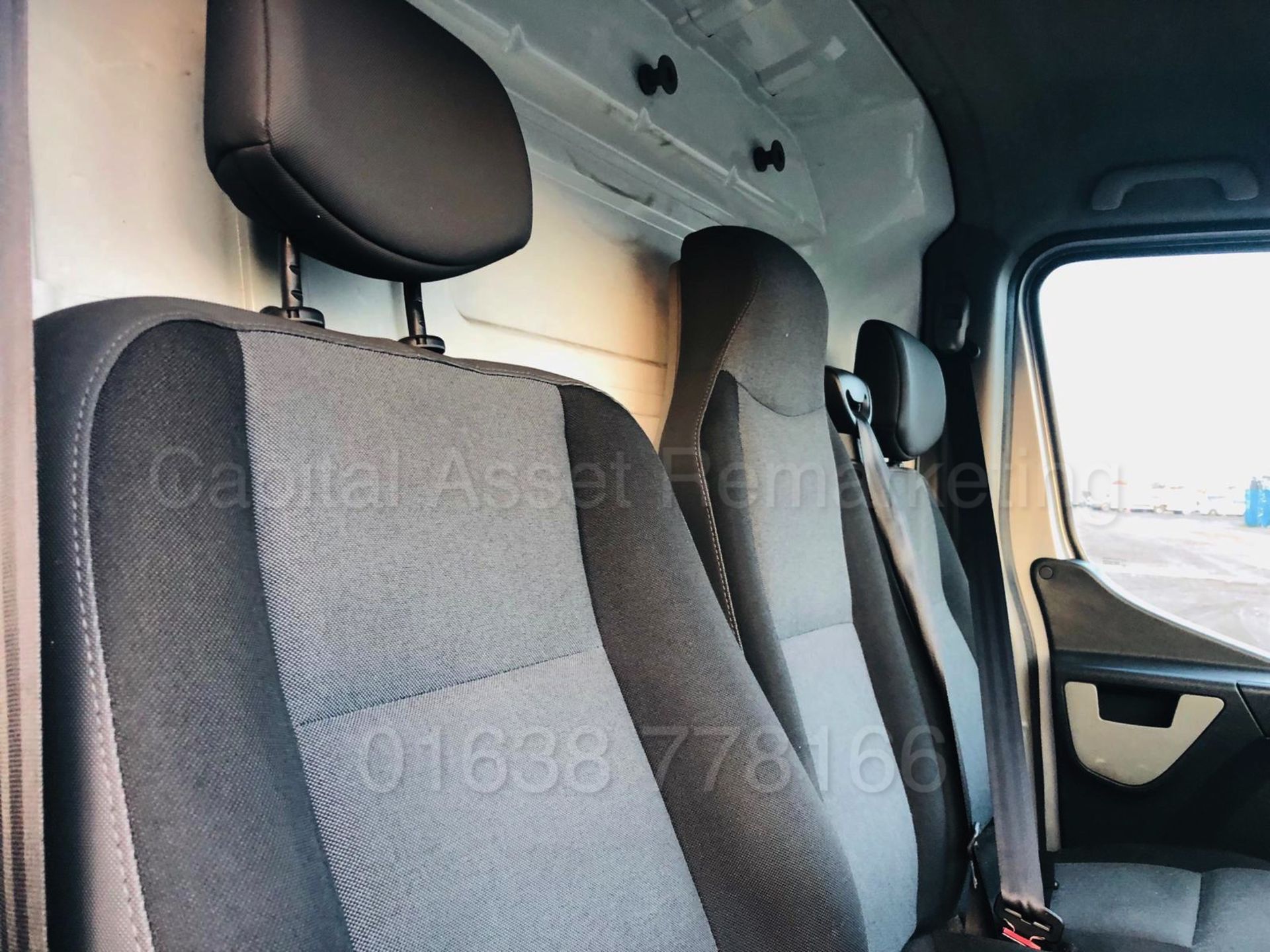 (ON SALE) NISSAN NV400 *SE EDITION* 'FRIDGE / FREEZER VAN' (2014 MODEL) '2.3 DCI' *THERMO KING* - Image 16 of 25