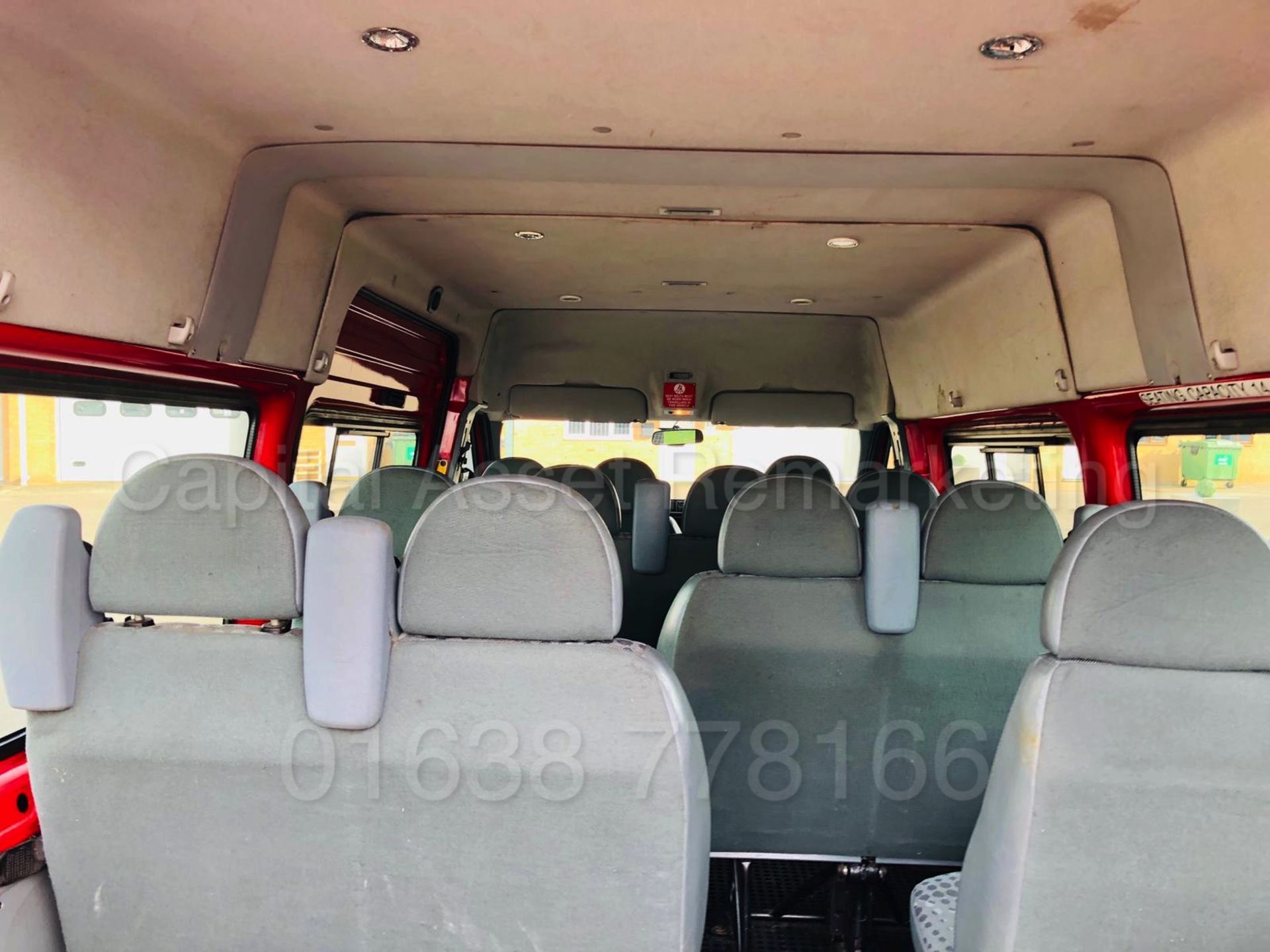 FORD TRANSIT *LWB - 15 SEATER MINI-BUS* (2008 MODEL) '2.4 TDCI - 100 BHP - 5 SPEED' - Bild 25 aus 31