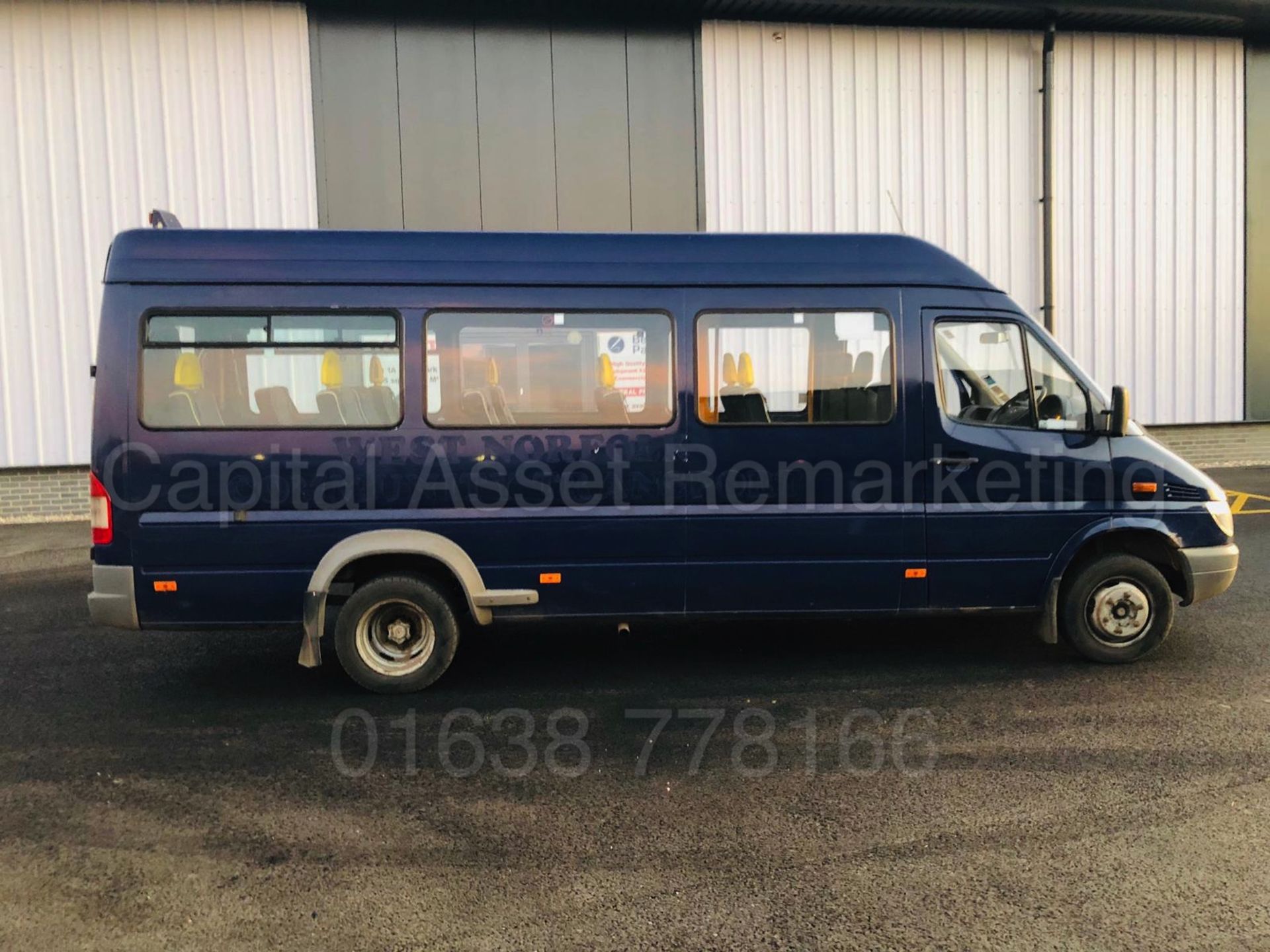 MERCEDES SPRINTER 411 CDI *LWB - 16 SEATER MINI-BUS* (2006) 'QUICK RELEASE SEATS - WHEEL CHAIR LIFT* - Image 7 of 24