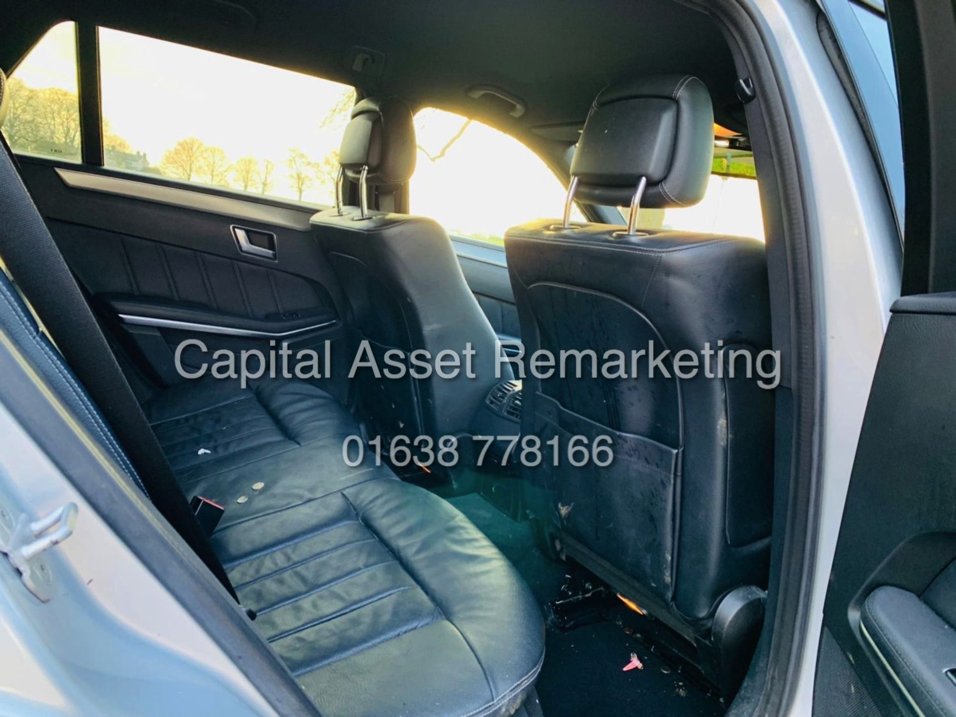 (ON SALE) MERCEDES E300d "HYBRID - SPECIAL EQUIPMENT" ESTATE (2015 MODEL) 1 OWNER - SAT NAV -LEATHER - Image 24 of 31