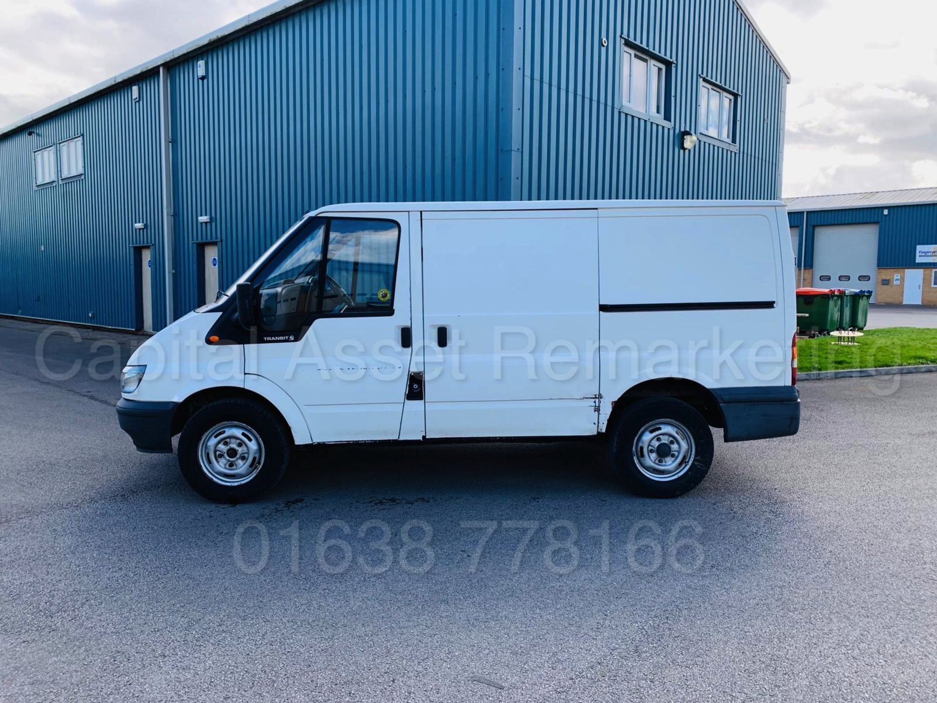 (On Sale) FORD TRANSIT T300 *SWB -PANEL VAN* (2005) '2.3 PETROL/GAS - BI-FUEL - 140 BHP' *LOW MILES* - Image 3 of 26