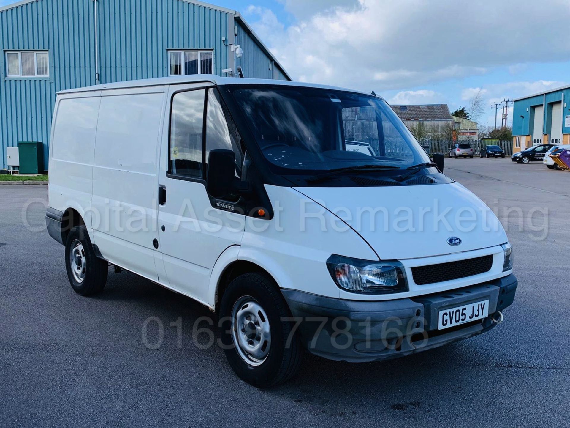 (On Sale) FORD TRANSIT T300 *SWB -PANEL VAN* (2005) '2.3 PETROL/GAS - BI-FUEL - 140 BHP' *LOW MILES* - Image 8 of 26