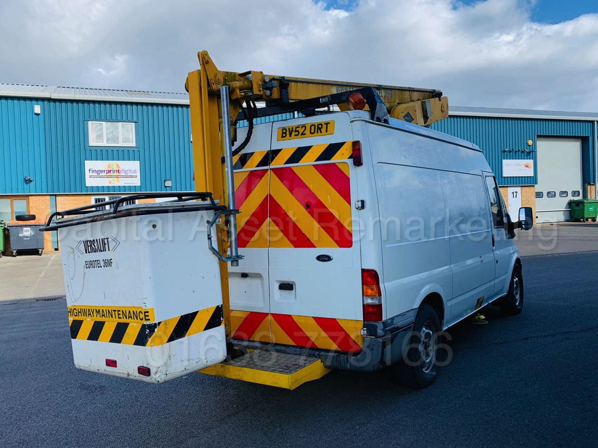 (On Sale) FORD TRANSIT T350 *CHERRY PICKER / ACCESS PLATFORM* (52 REG) '2.4 TDCI - 5 SPEED' (NO VAT) - Image 6 of 25