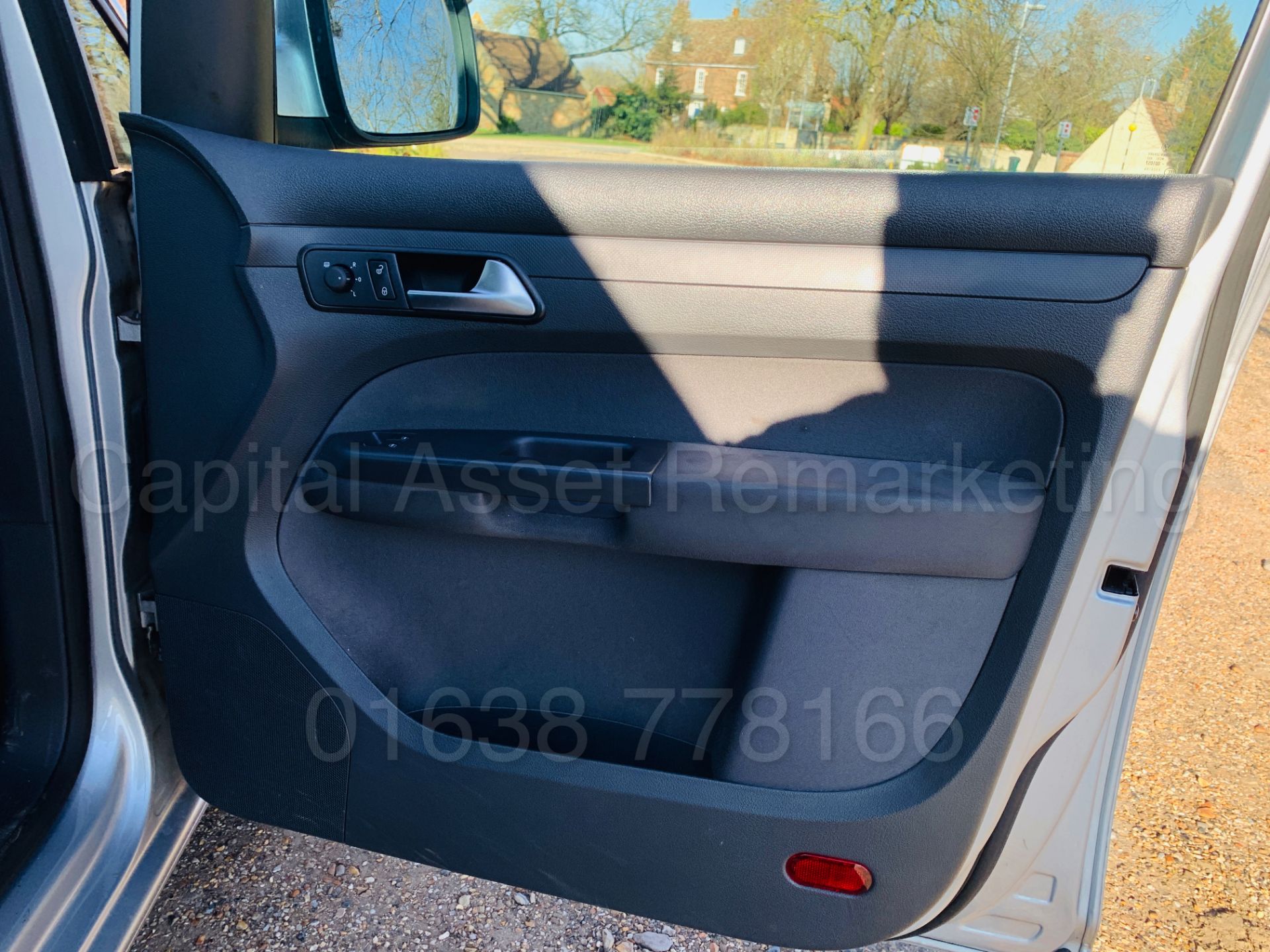 (On Sale) VOLKSWAGEN CADDY MAXI LIFE *7 SEATER MPV* (64 REG) '2.0 TDI-140 BHP-6 SPEED' *AC* (NO VAT) - Image 27 of 42