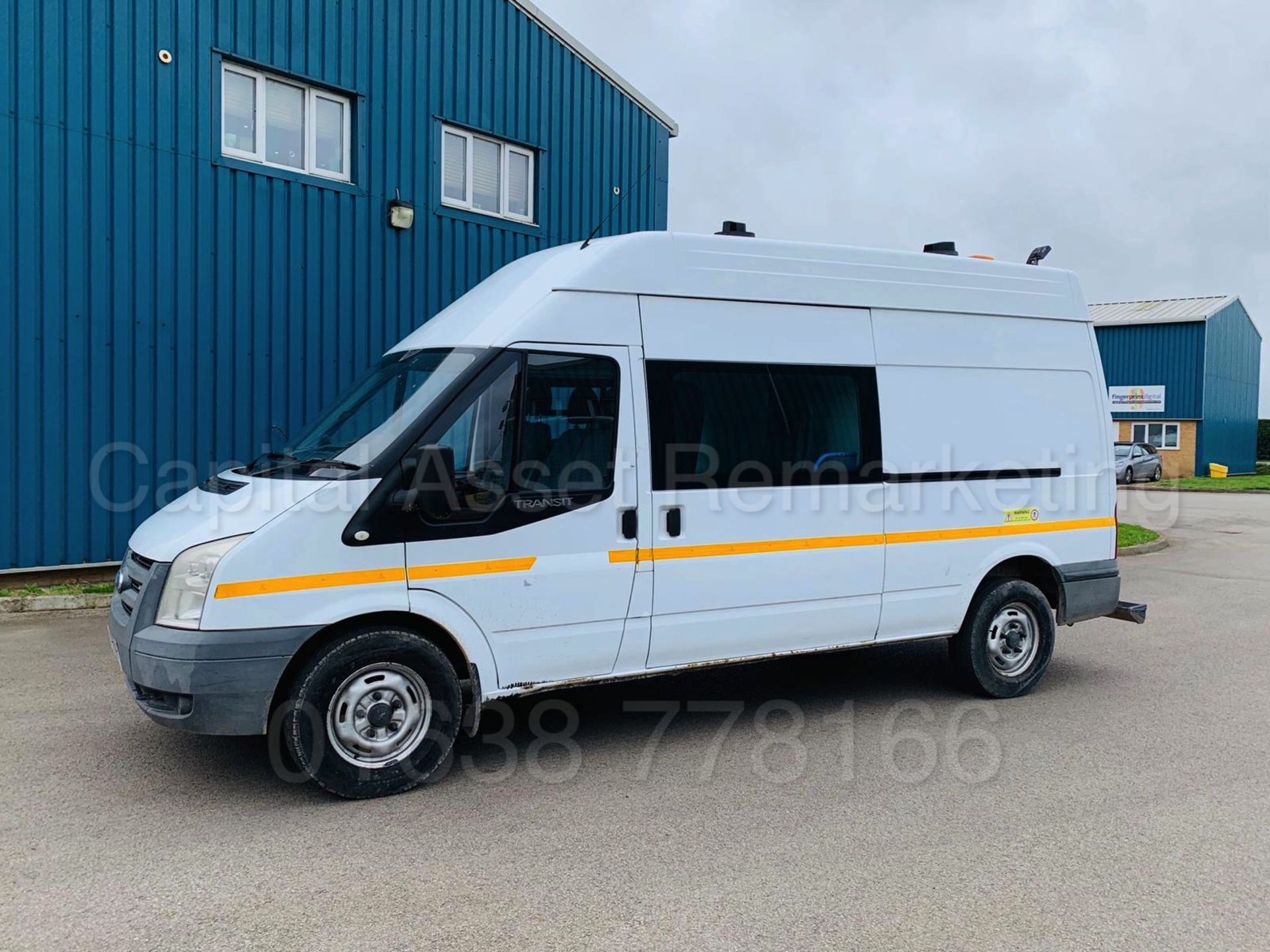 (On Sale) FORD TRANSIT T350L *MESSING UNIT/CREW VAN* (58 REG) '2.4 TDCI-6 SPEED' *ON-BOARD TOILET* - Image 4 of 25