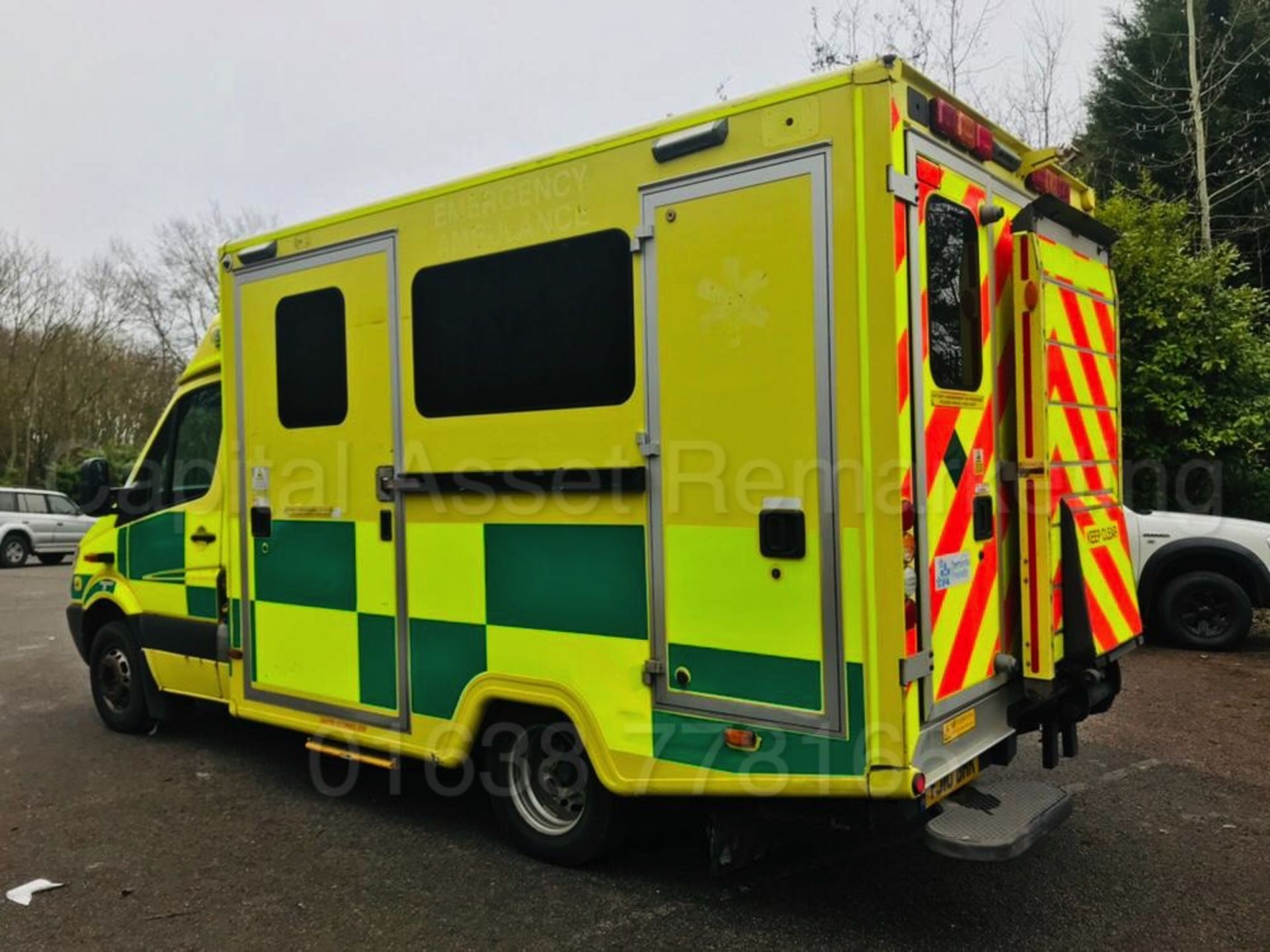 MERCEDES-BENZ SPRINTER 519 CDI *AMBULANCE / BOX VAN* (2010) '3.0 DIESEL - 190 BHP - AUTOMATIC' *A/C* - Image 5 of 18