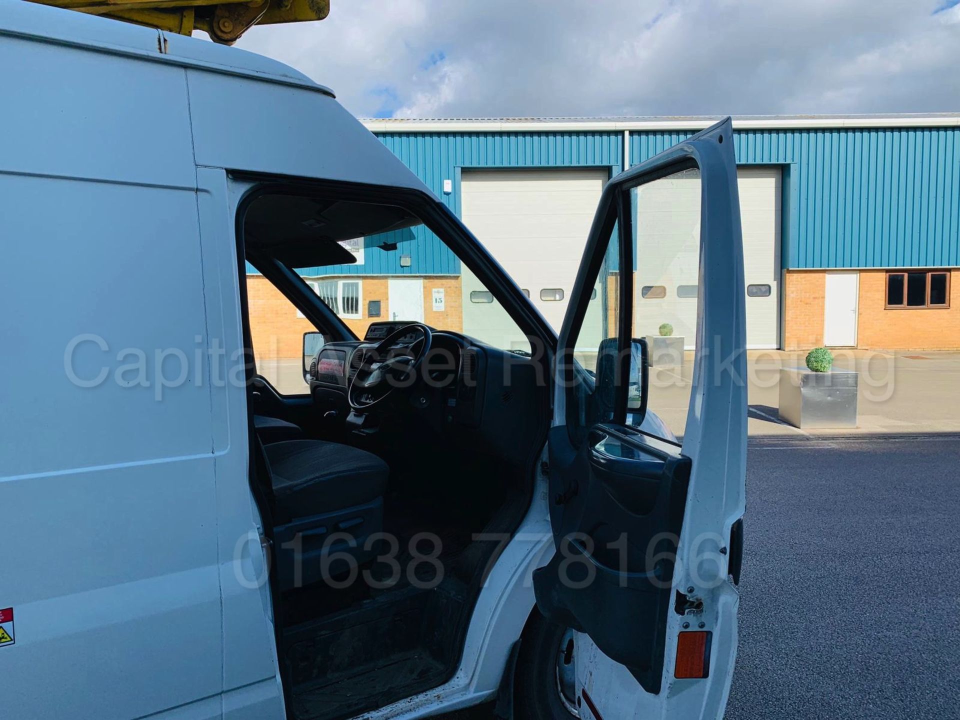 (On Sale) FORD TRANSIT T350 *CHERRY PICKER / ACCESS PLATFORM* (52 REG) '2.4 TDCI - 5 SPEED' (NO VAT) - Image 12 of 25