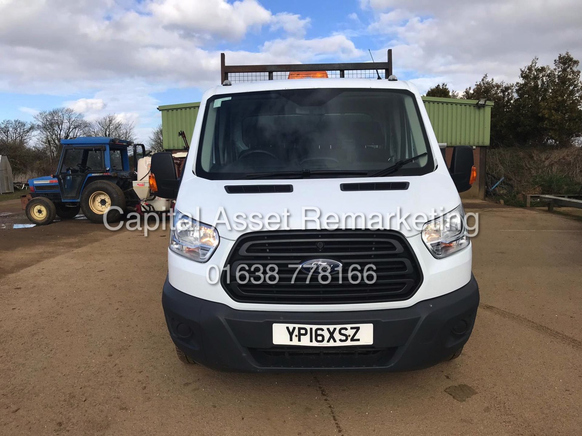 (ON SALE) FORD TRANSIT T350 DOUBLE CAB TIPPER "125"PSI - 16 REG - ONLY 75K MILES - 1 OWNER - LOOK!!! - Image 4 of 10