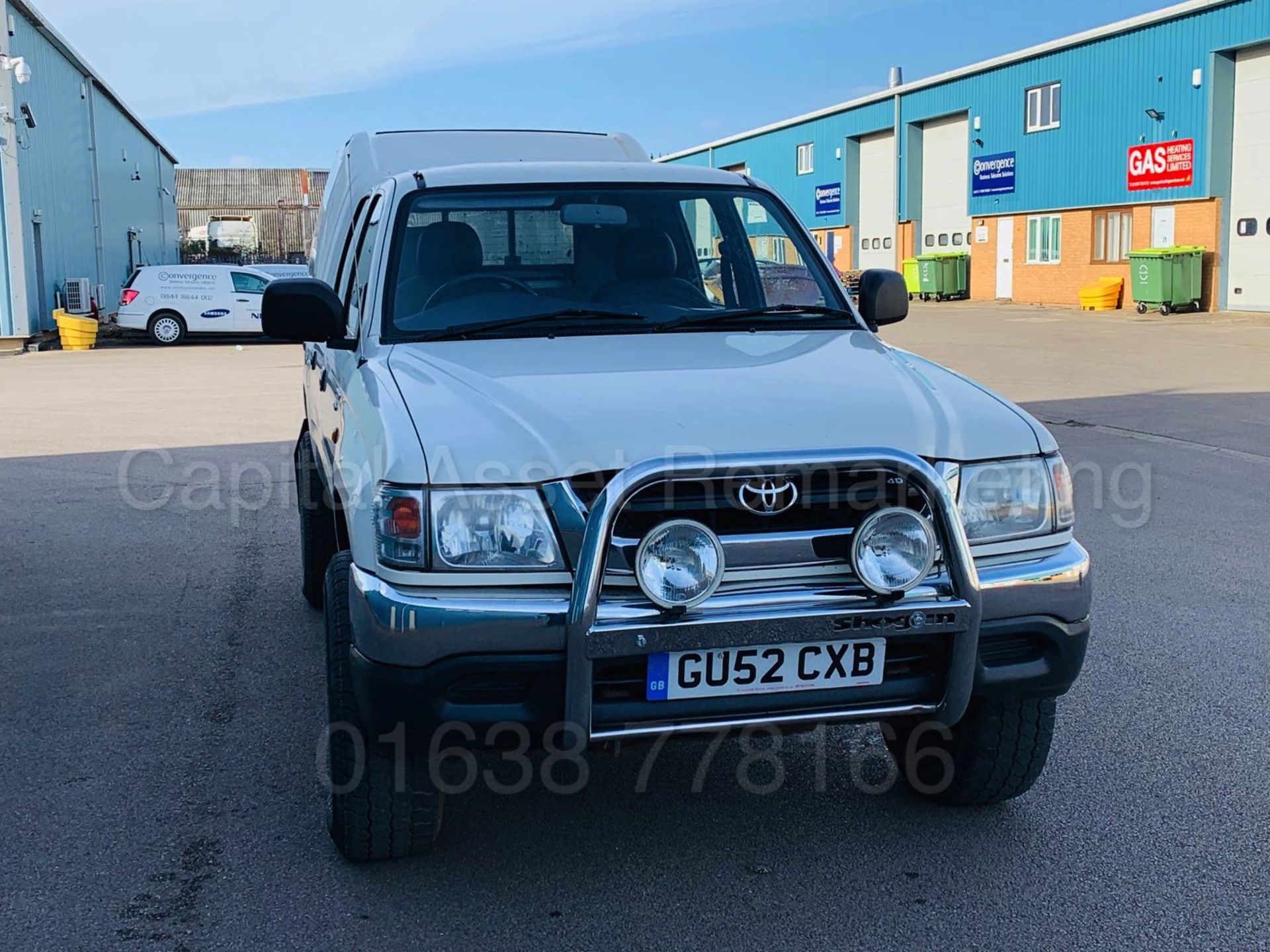 (On Sale) TOYOTA HILUX *EX EDITION* D/CAB PICK-UP (52 REG) '2.5 DIESEL - 5 SPEED' *AIR CON* (NO VAT) - Image 12 of 21