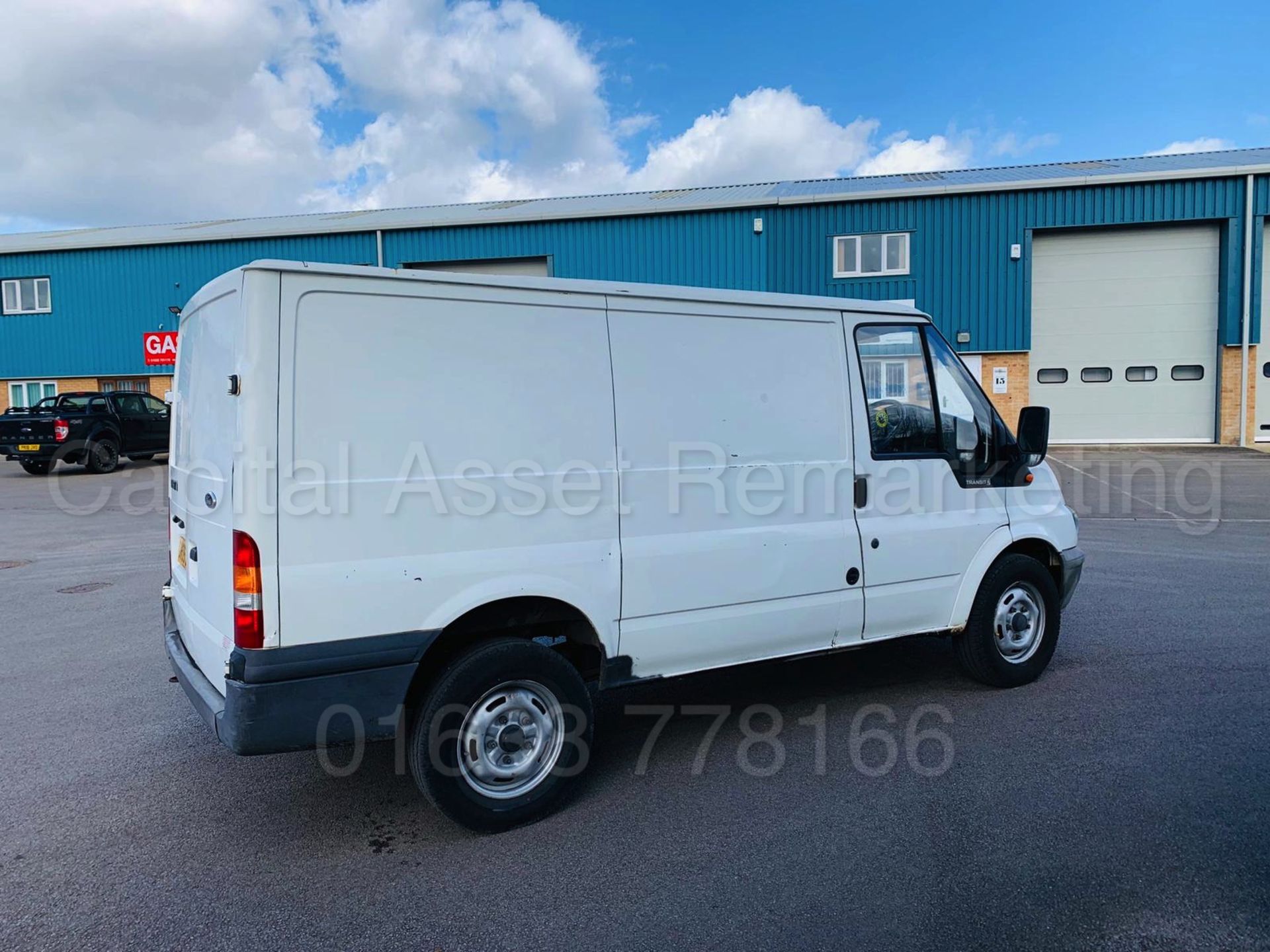 (On Sale) FORD TRANSIT T300 *SWB -PANEL VAN* (2005) '2.3 PETROL/GAS - BI-FUEL - 140 BHP' *LOW MILES* - Image 7 of 26