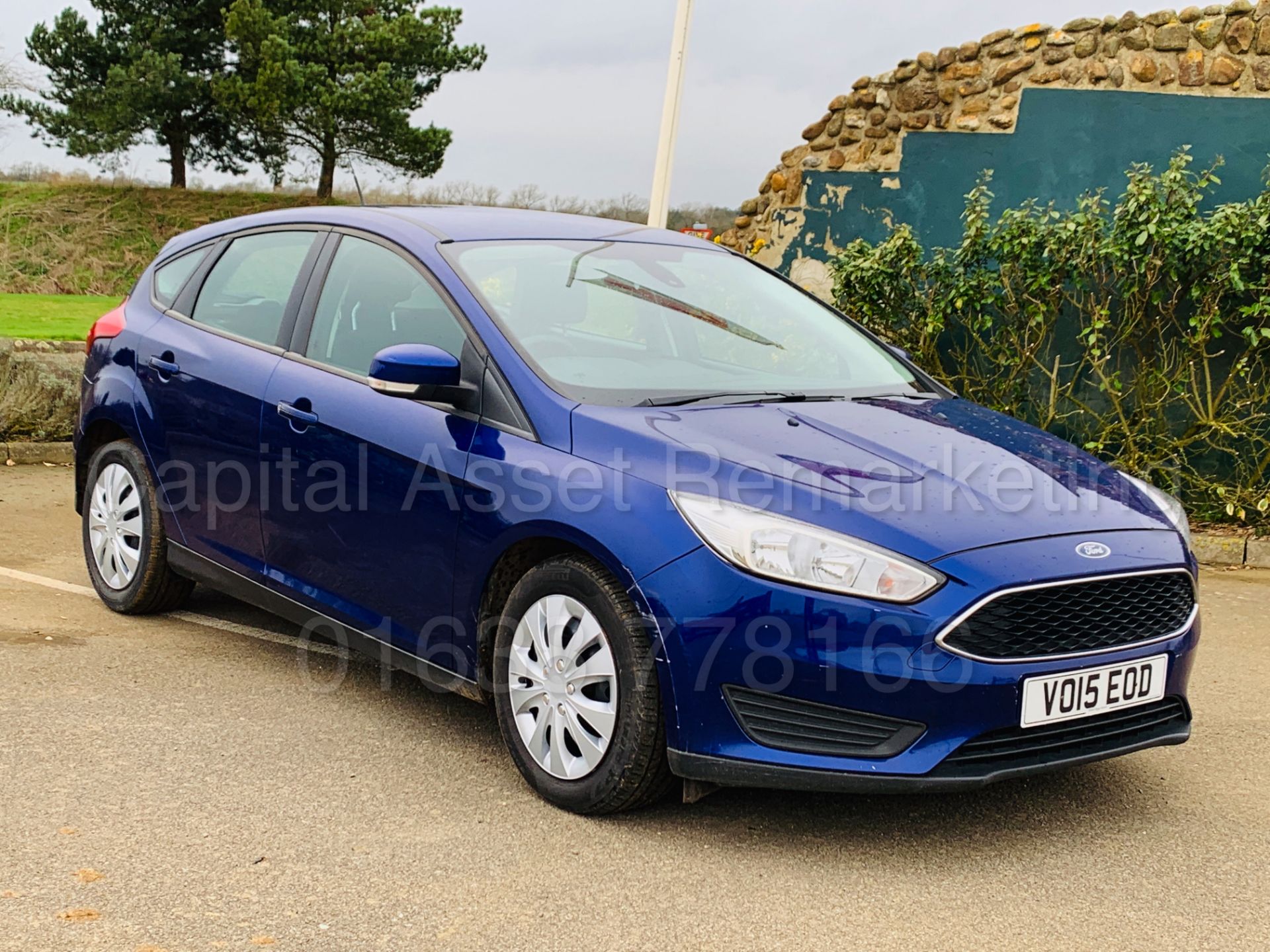 FORD FOCUS *STYLE* 5 DOOR HATCHBACK (2015-NEW MODEL) '1.5 TDCI-6 SPEED' (1 OWNER FROM NEW) *SAT NAV* - Image 2 of 39