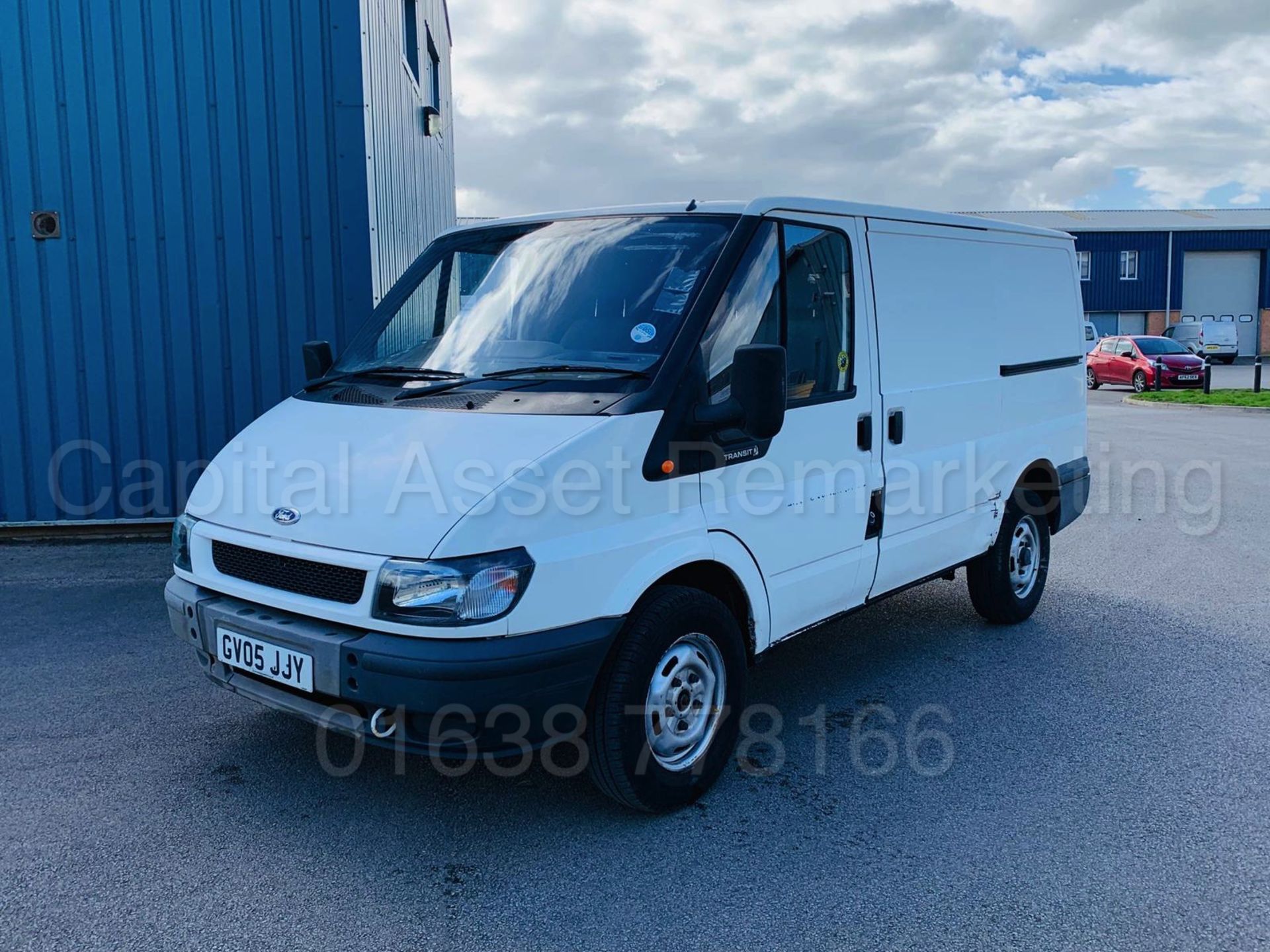 (On Sale) FORD TRANSIT T300 *SWB -PANEL VAN* (2005) '2.3 PETROL/GAS - BI-FUEL - 140 BHP' *LOW MILES*