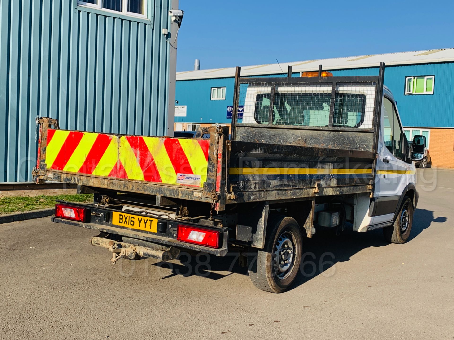 FORD TRANSIT 125 T350 *SINGLE CAB - TIPPER* (2016) '2.2 TDCI - 125 BHP - 6 SPEED' **3500 KG** - Image 20 of 46