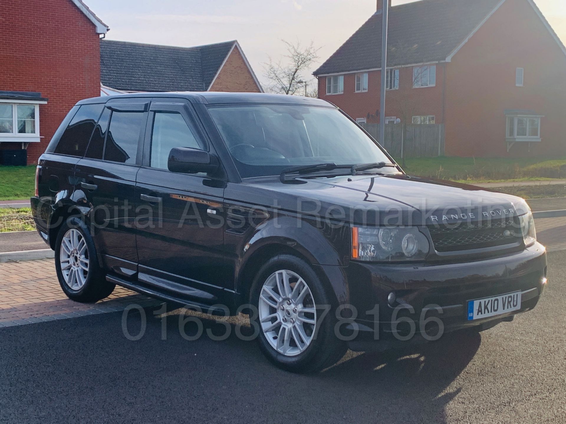 RANGE ROVER SPORT *HSE EDITION* (2010) '3.6 TDV8 - 272 BHP - AUTO' *LEATHER - SAT NAV* (HUGE SPEC) - Image 2 of 54