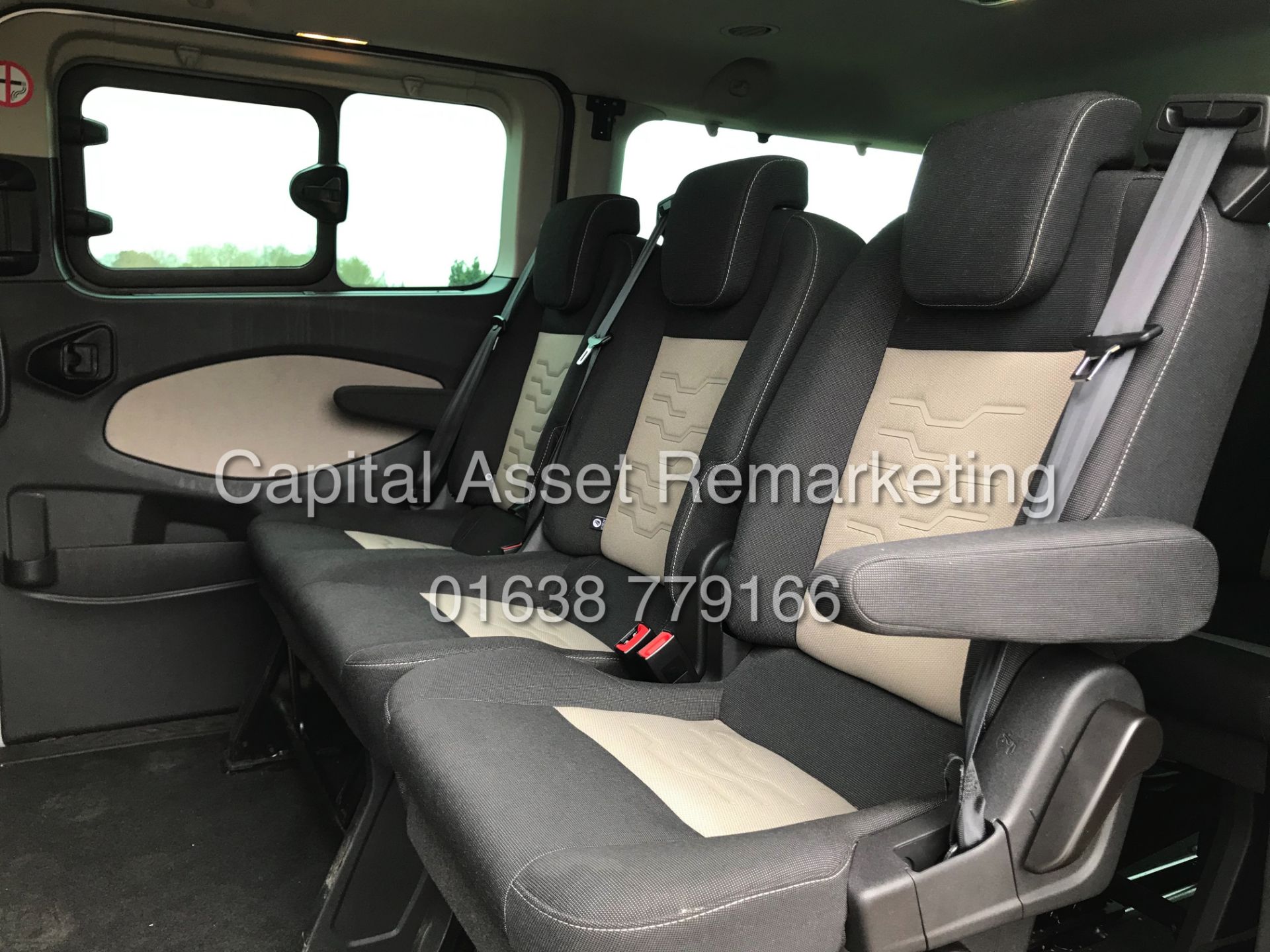 (ON SALE) FORD TRANSIT TOURNEO "TITANIUM" LWB 9 SEATER (15 REG) MASSIVE SPEC - AIR CON - ALLOYS - Bild 16 aus 28