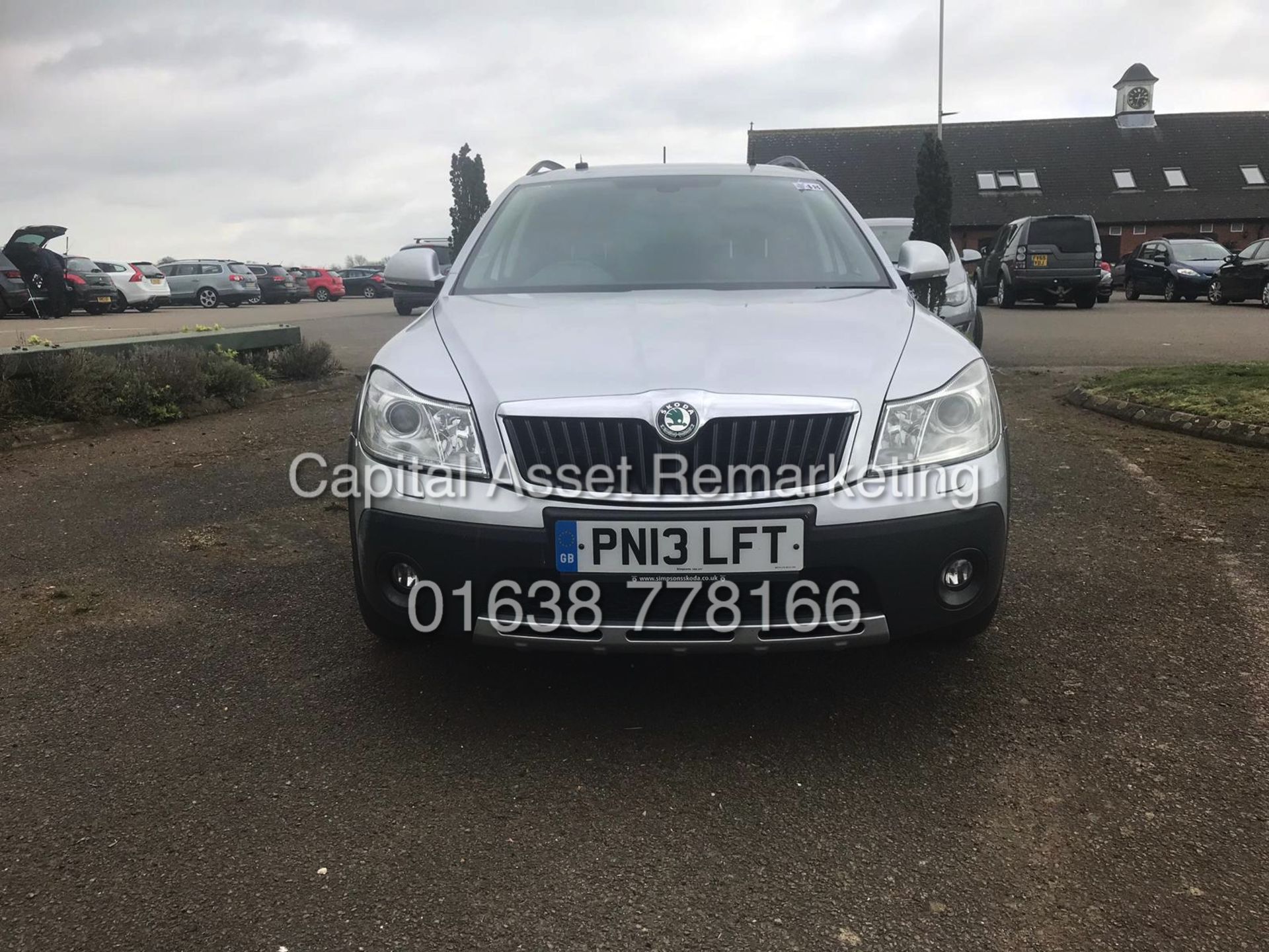 ON SALE SKODA OCTAVIA SCOUT 2.0TDI CR (13 REG) 4X4 - CLIMATE - AIR CON - ELEC PACK - Bild 2 aus 12