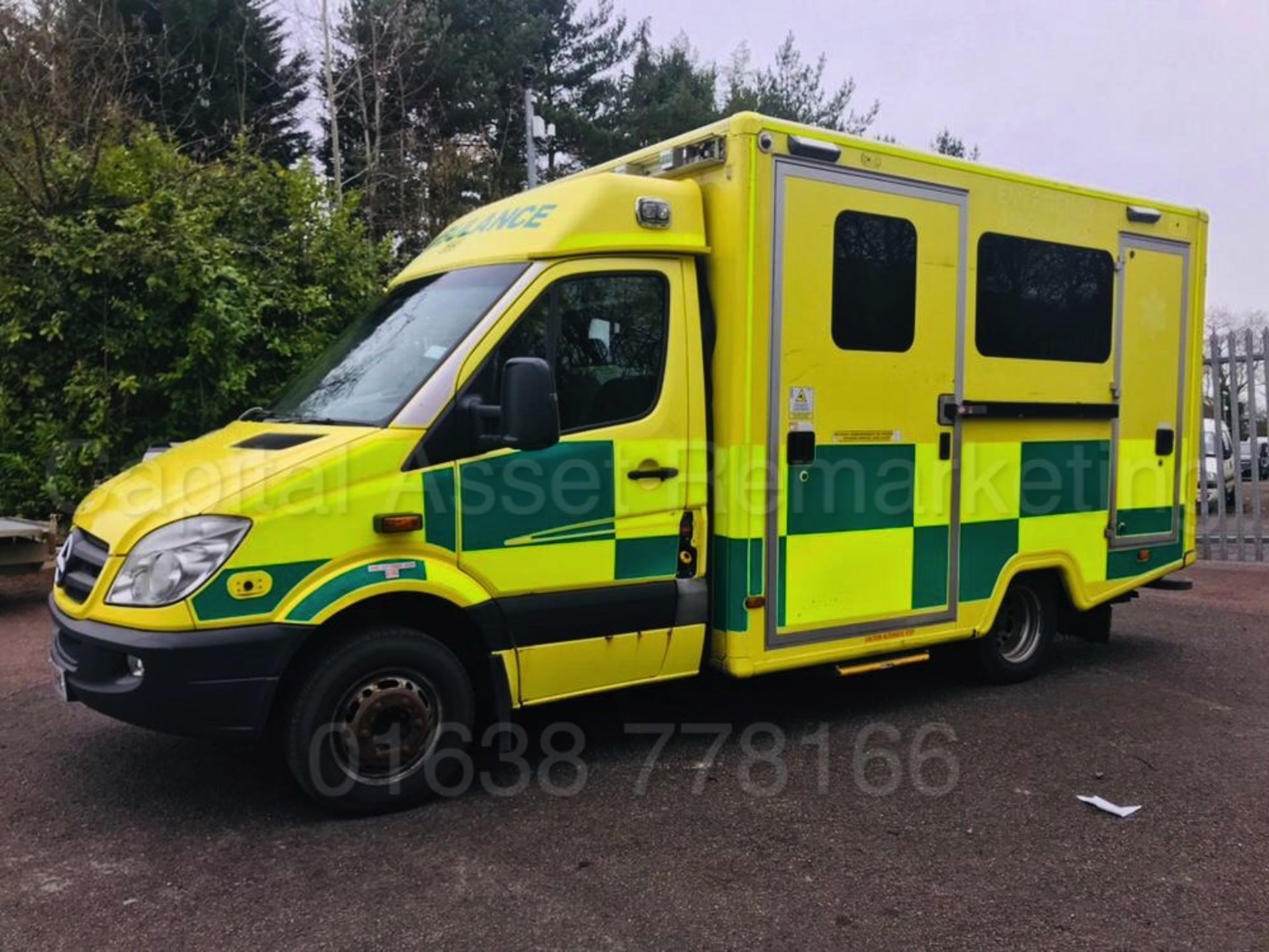 (ON SALE) MERCEDES-BENZ SPRINTER 519 CDI *AMBULANCE / BOX VAN* (2010) '3.0 DIESEL - AUTO' *A/C* - Image 2 of 18