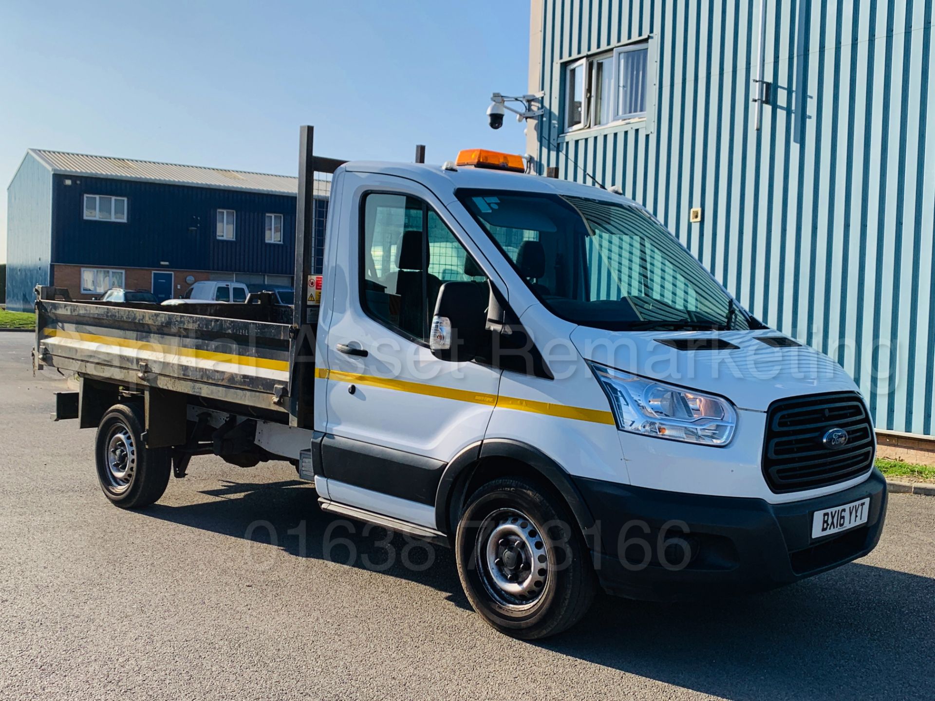 FORD TRANSIT 125 T350 *SINGLE CAB - TIPPER* (2016) '2.2 TDCI - 125 BHP - 6 SPEED' **3500 KG** - Bild 2 aus 46