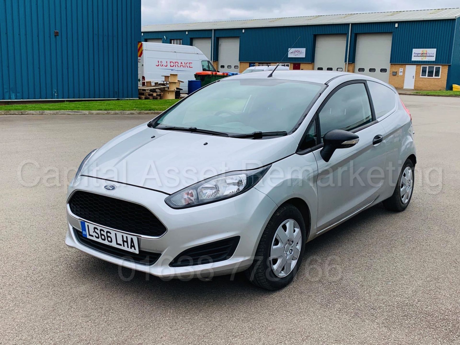 FORD FIESTA *LCV - PANEL VAN* (2017 MODEL) '1.5 TDCI - 95 BHP - STOP/START' **AIR CON - BLUETOOTH** - Image 2 of 22