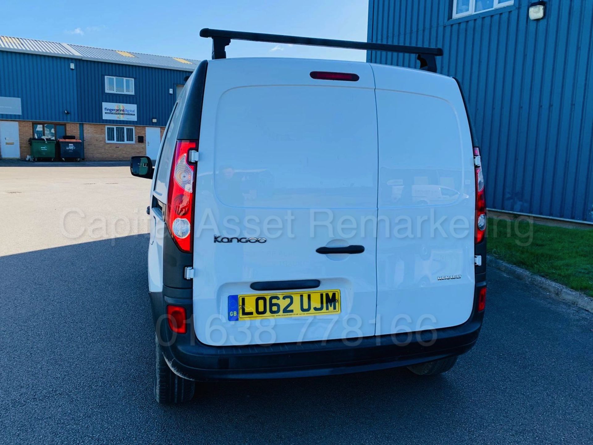 RENAULT KANGOO ML19 *LCV - PANEL VAN* (2013 MODEL) '1.5 DCI - 75 BHP - 5 SPEED' **AIR CON** - Image 8 of 25