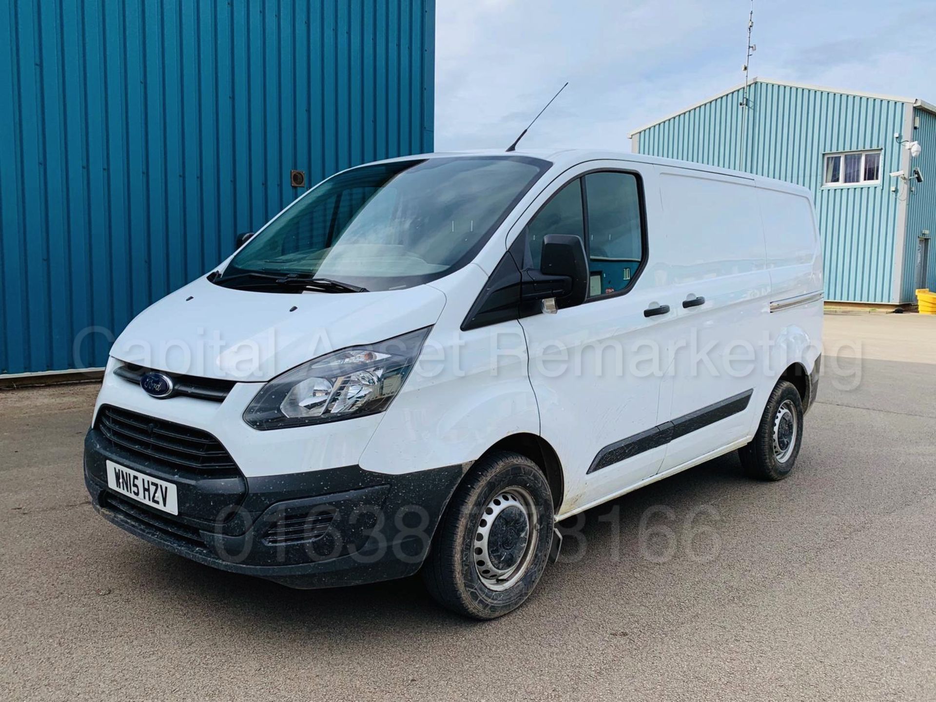 FORD TRANSIT CUSTOM 290 ECO-TECH *LCV - SWB PANEL VAN* (2015) '2.2 TDCI - 6 SPEED' - Image 4 of 26