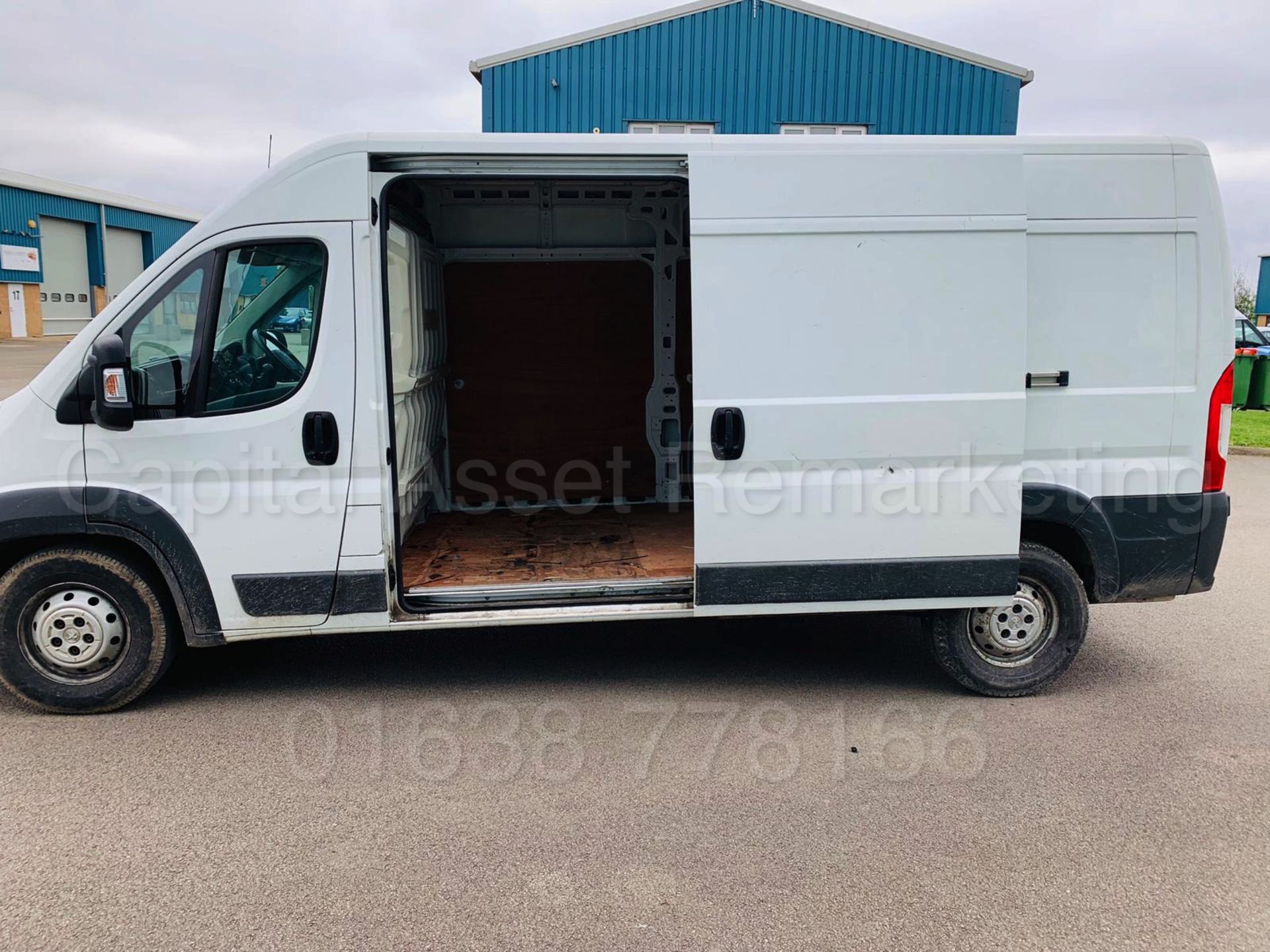 PEUGEOT BOXER *PROFESSIONAL* 'LWB HI-ROOF' (2015) '2.2 HDI - 130 BHP - 6 SPEED' *AIR CON - SAT NAV* - Image 17 of 23