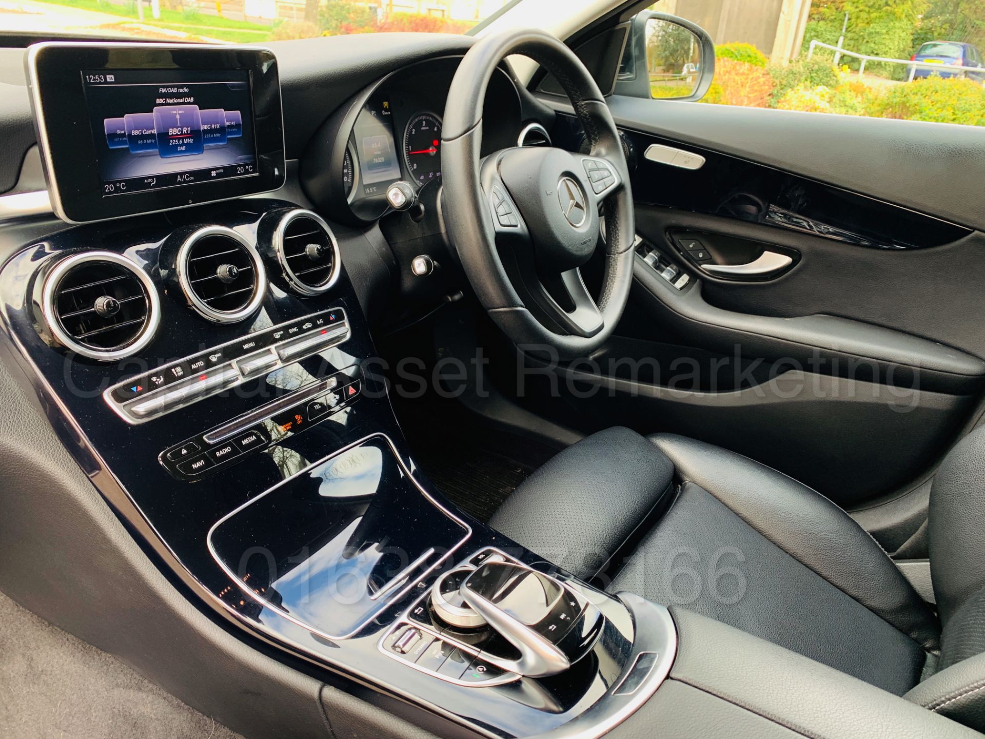 MERCEDES-BENZ C220d *EXECUTIVE* 5 DOOR ESTATE (2017 MODEL) '7G AUTO - LEATHER - SAT NAV' *HUGE SPEC* - Image 23 of 52