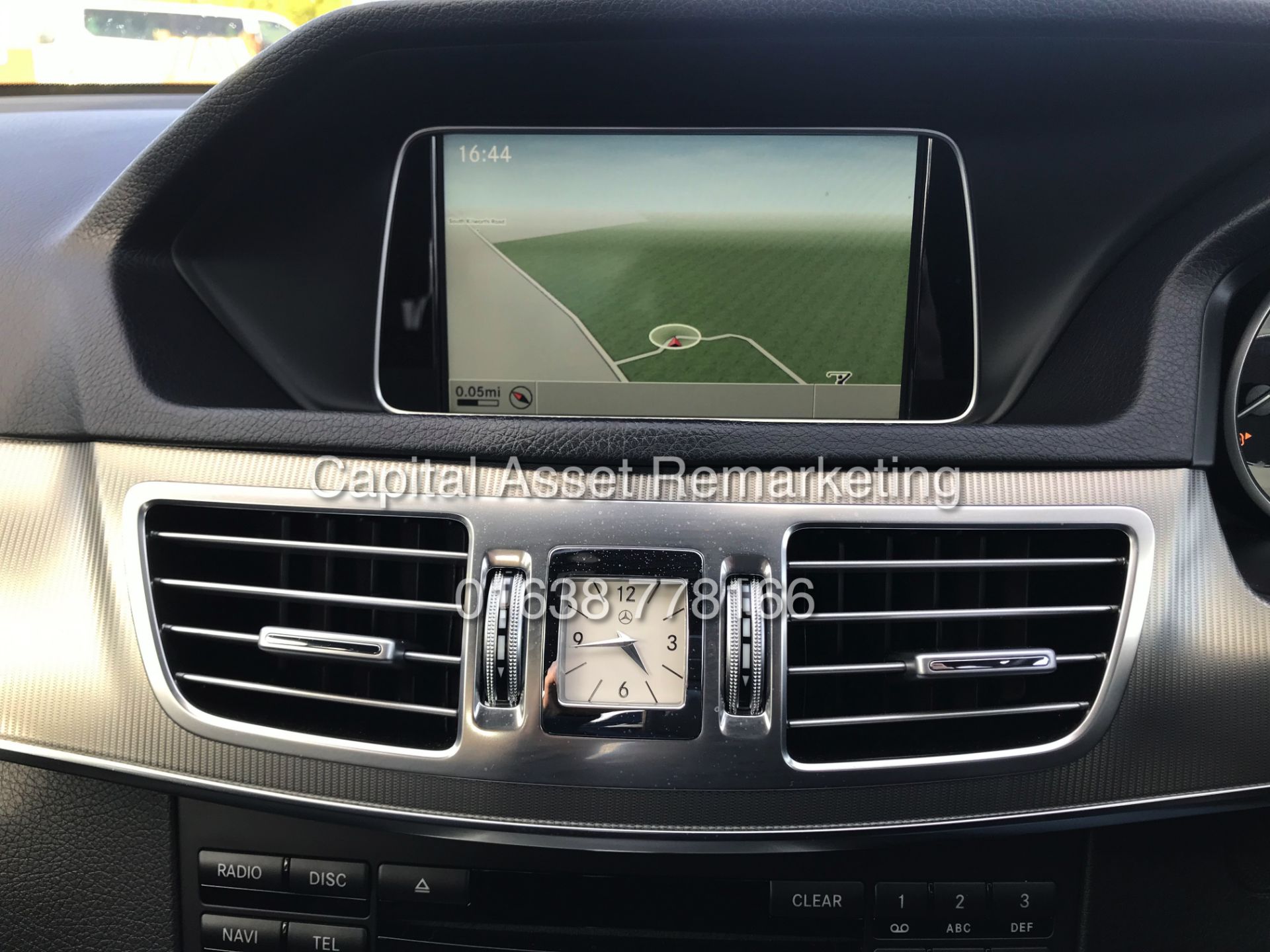 MERCEDES E220d "SPECIAL EQUIPMENT" 7G AUTO (64 REG) SAT NAV - FULL LEATHER - 1 OWNER - CLIMATE - Image 16 of 24