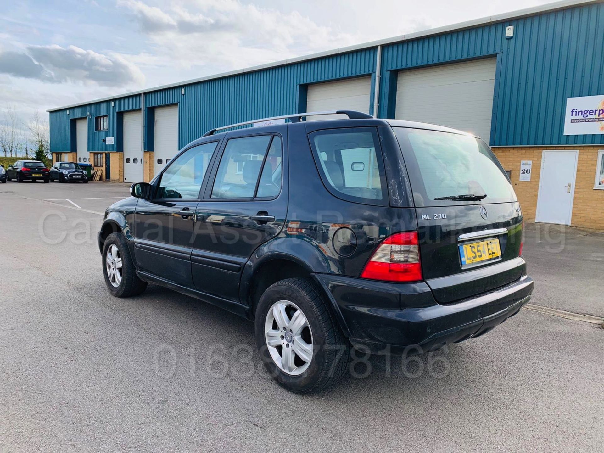 MERCEDES-BENZ ML 270 CDI *SPECIAL EDITION* (2005 MODEL) '2.7 DIESEL - 163 BHP - AUTO' **HUGE SPEC** - Image 7 of 27