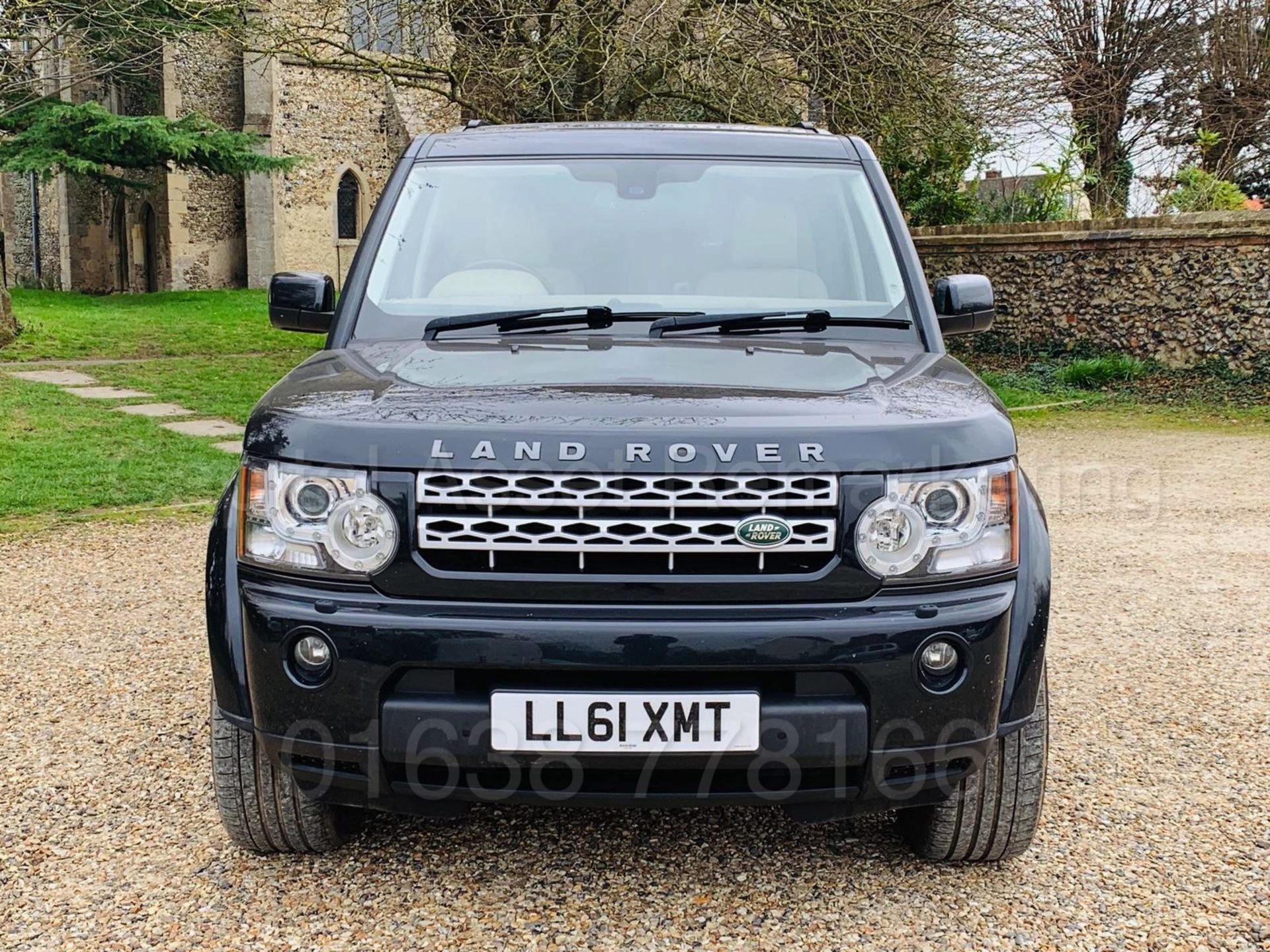 LAND ROVER DISCOVERY *HSE EDITION* 7 SEATER SUV (2012 MODEL) '3.0 SDV6- 8 SPEED AUTO' **HUGE SPEC** - Image 4 of 48